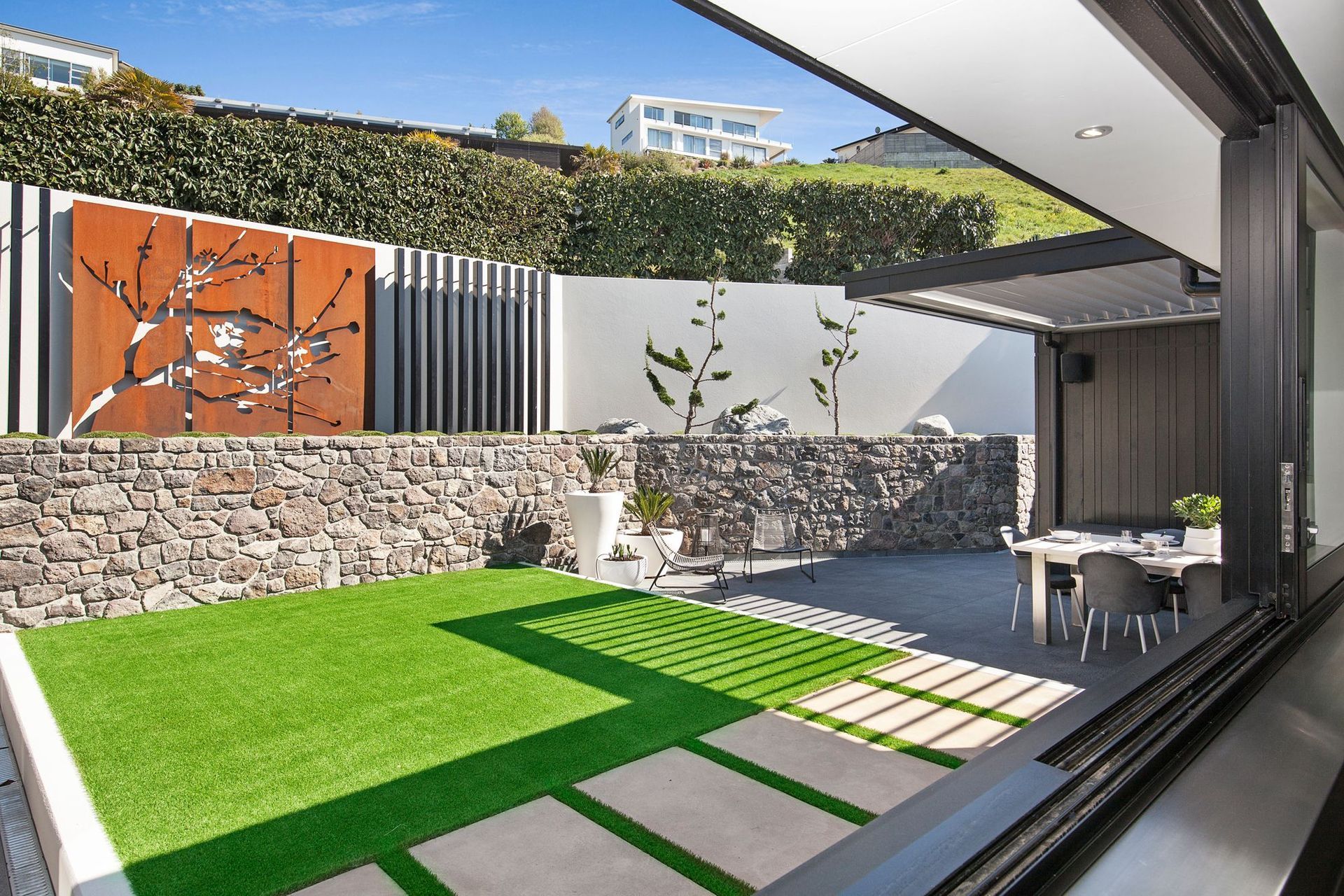 DJ Hewitt Show Home