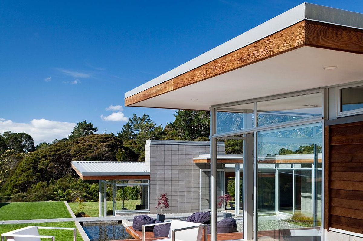 Oratia House
