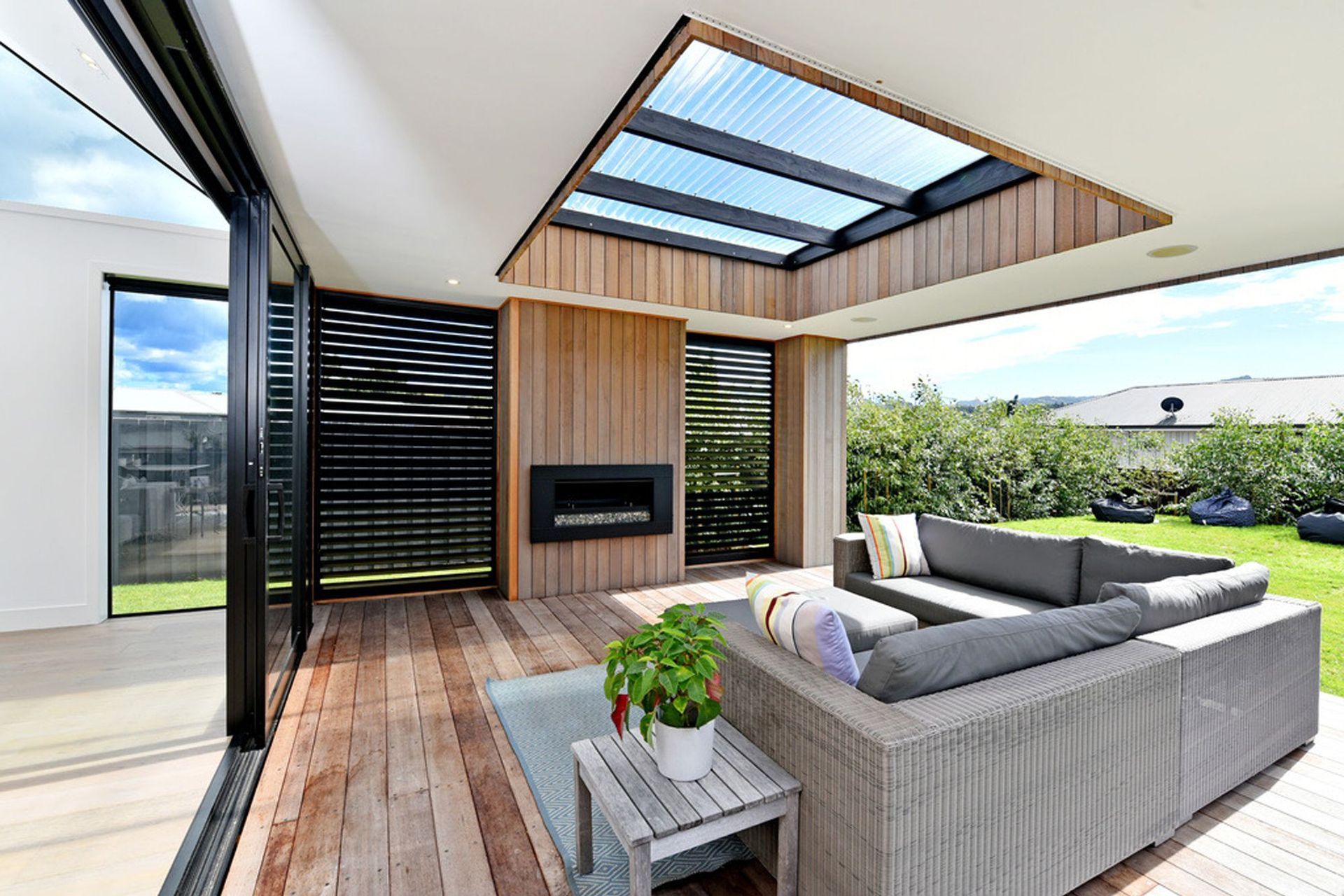 Wrybill Way