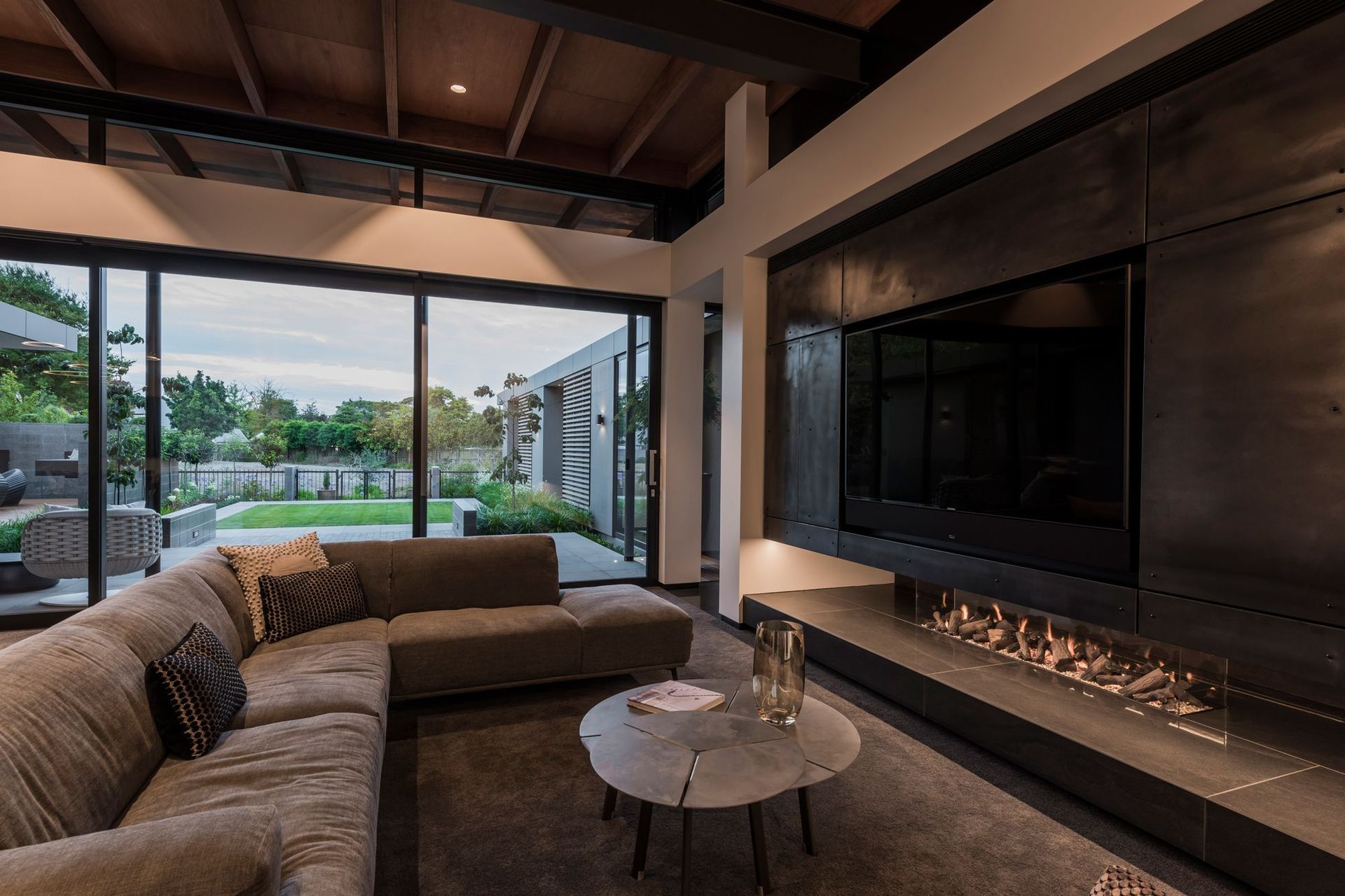 Fendalton House