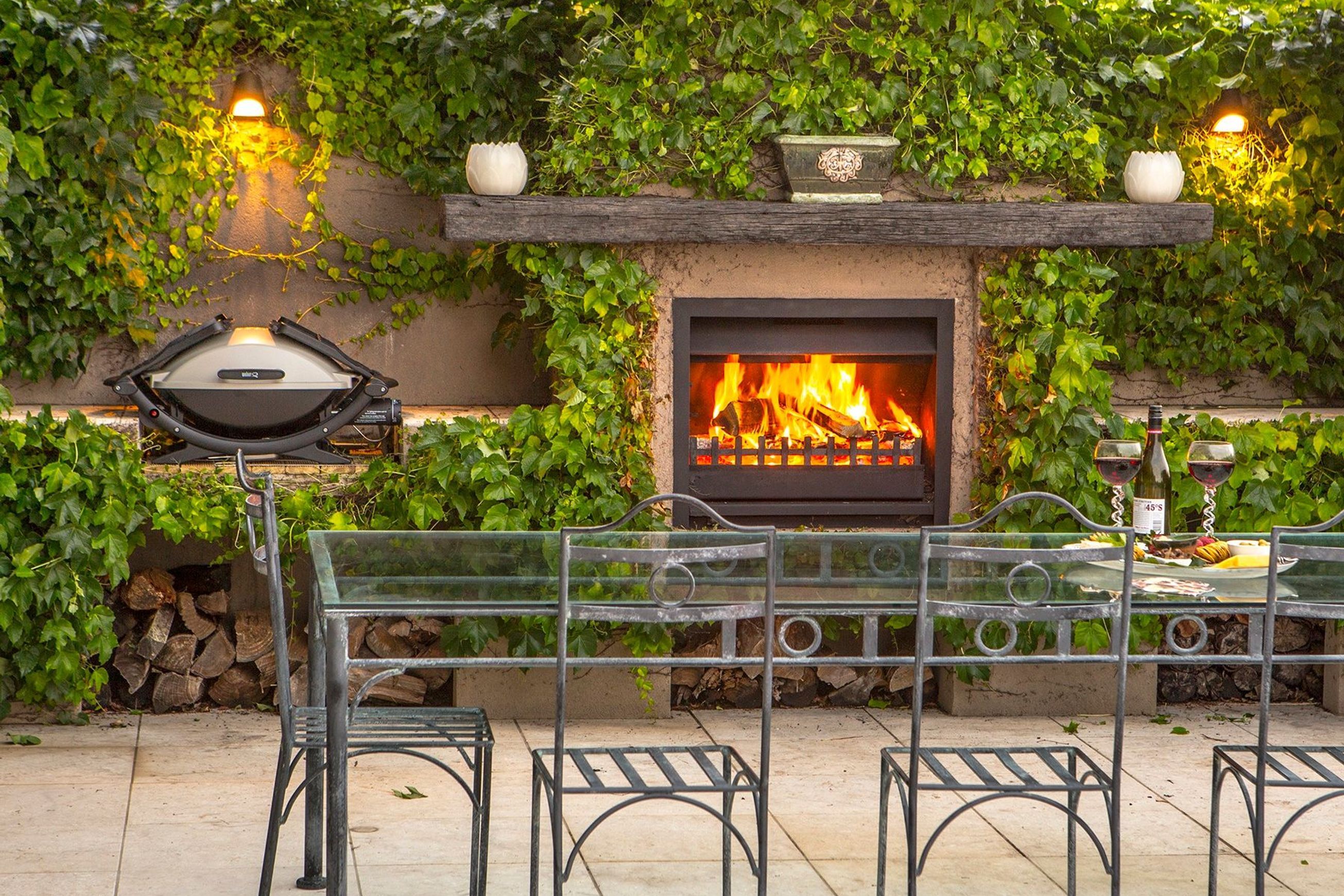 Jetmaster Alfresco Outdoor Wood Fireplace