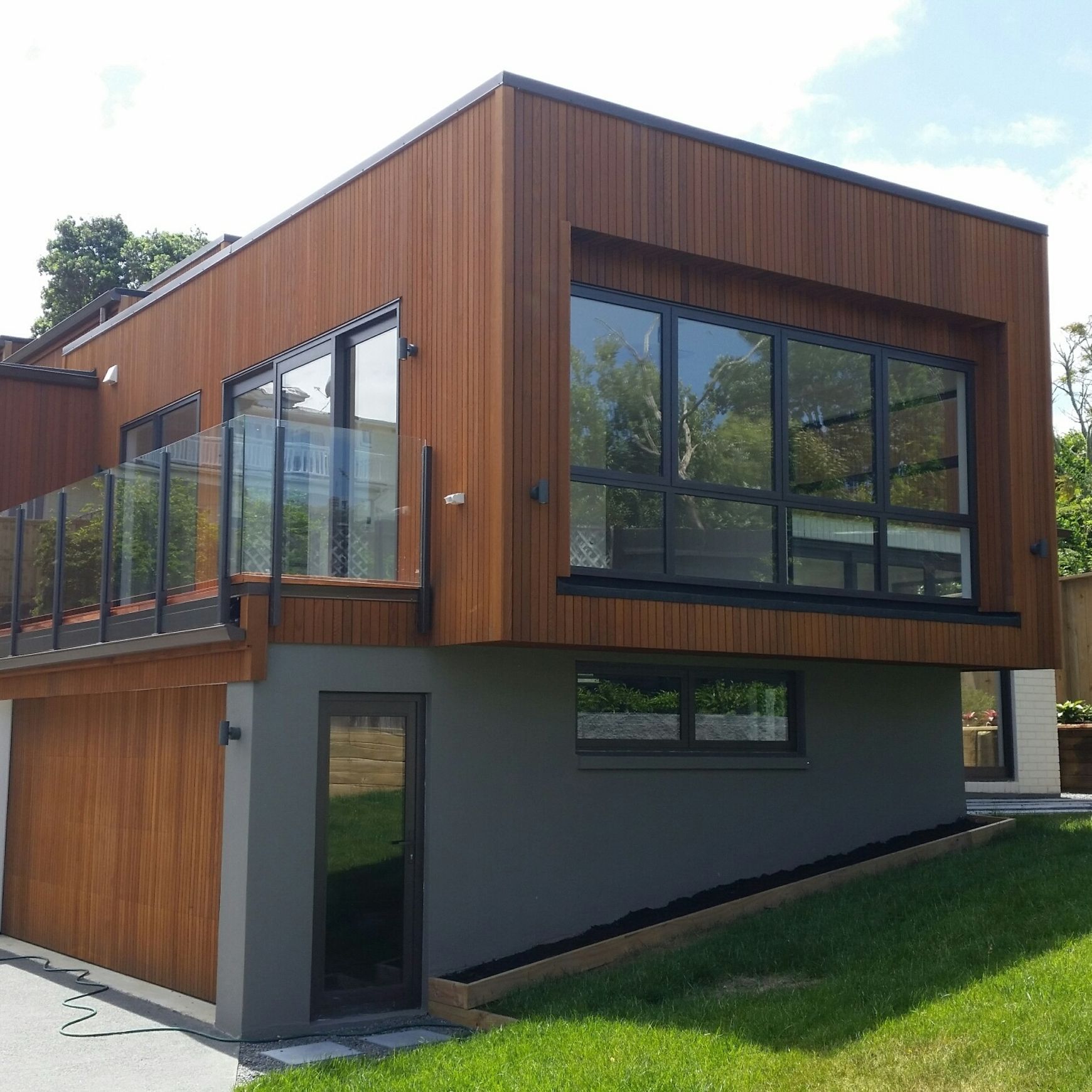 JSC Vertical Shiplap Timber Weatherboards