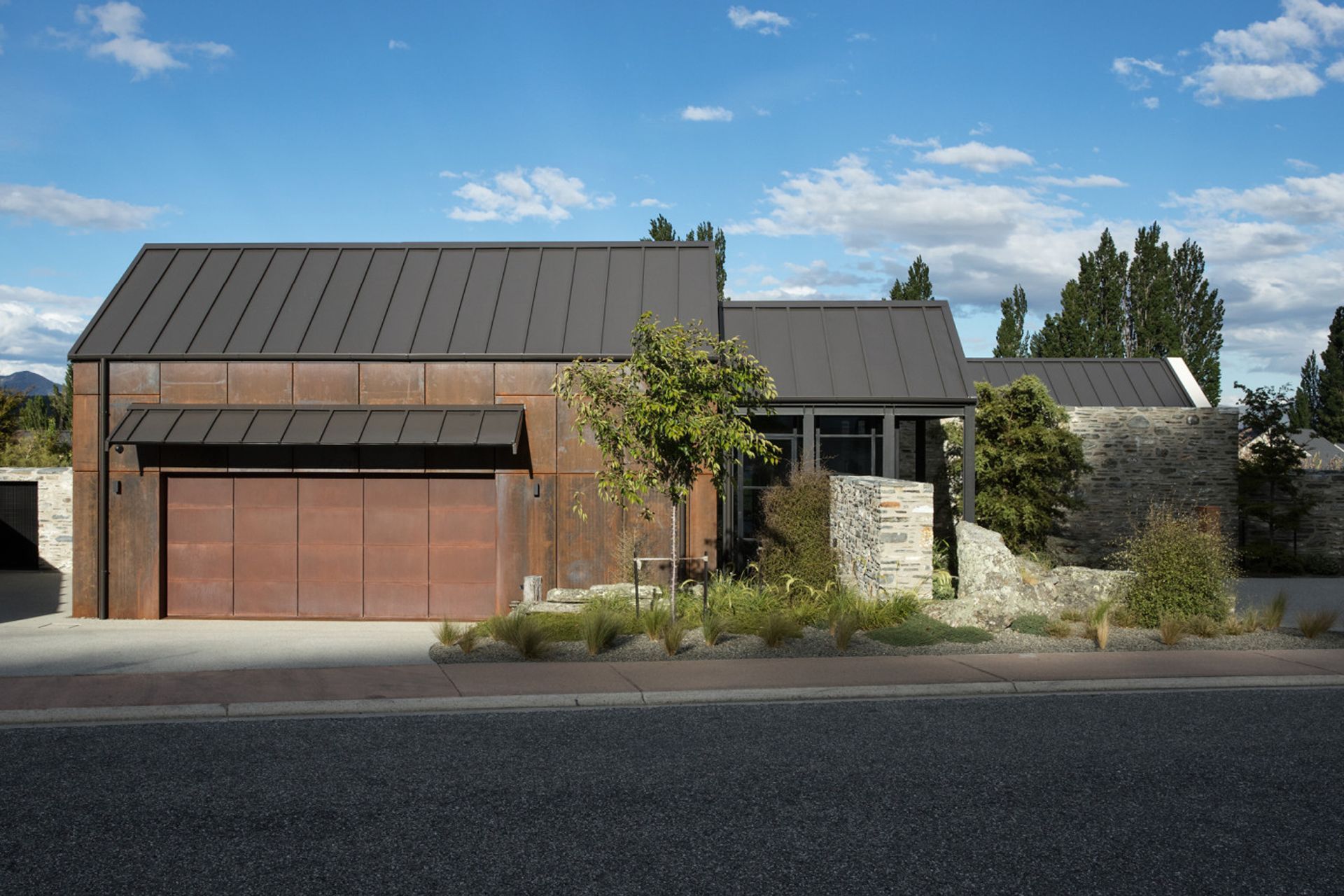 Bardon, Wanaka