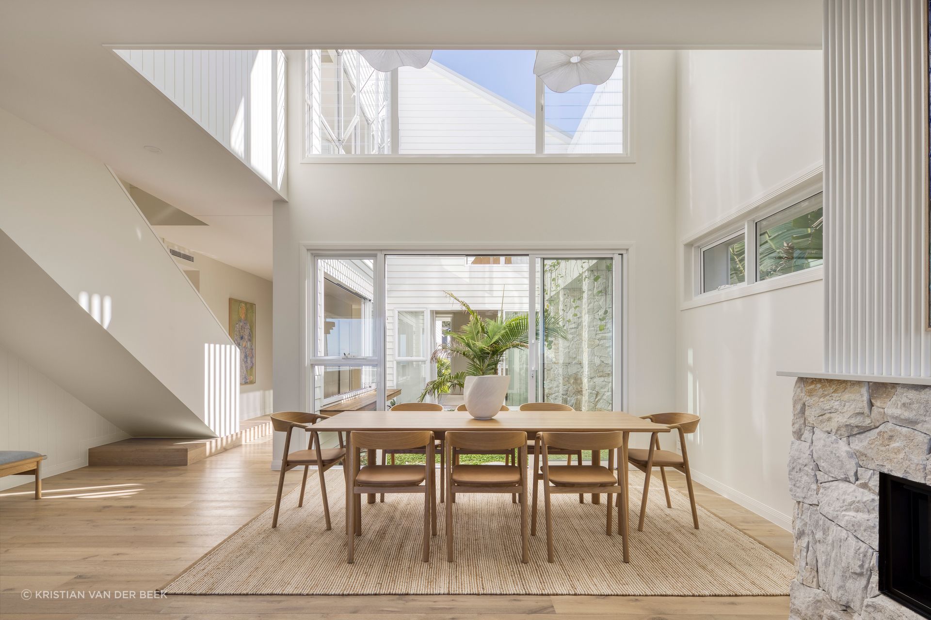 The neutral palette, including oak timber and travertine stone, embraces a beautiful mix of textures | Habitat Studio Architects