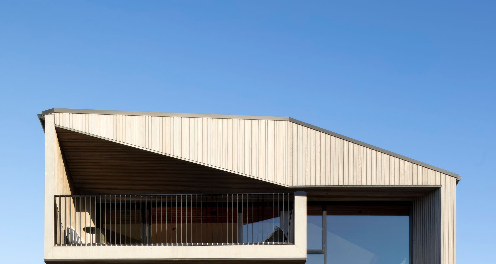 Hill to Horizon by Lloyd Hartley Architects, featuring Dryden's WoodOil.