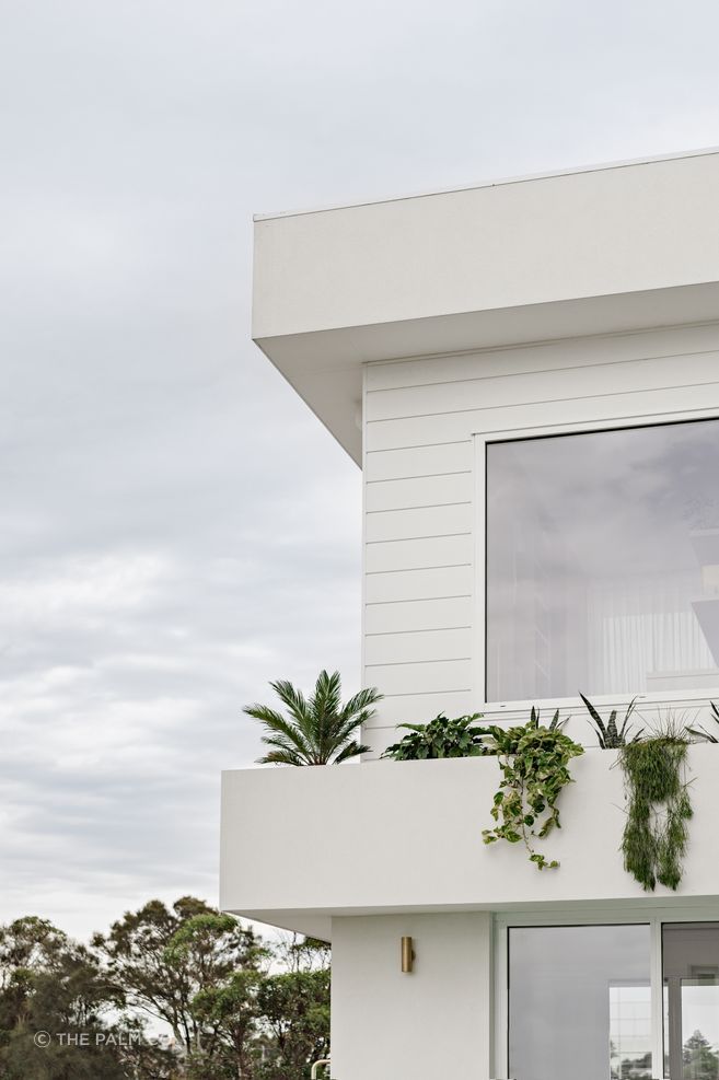 DecoClad Shadowline finished in simple, yet stunning DecoCoat Flat White colour.