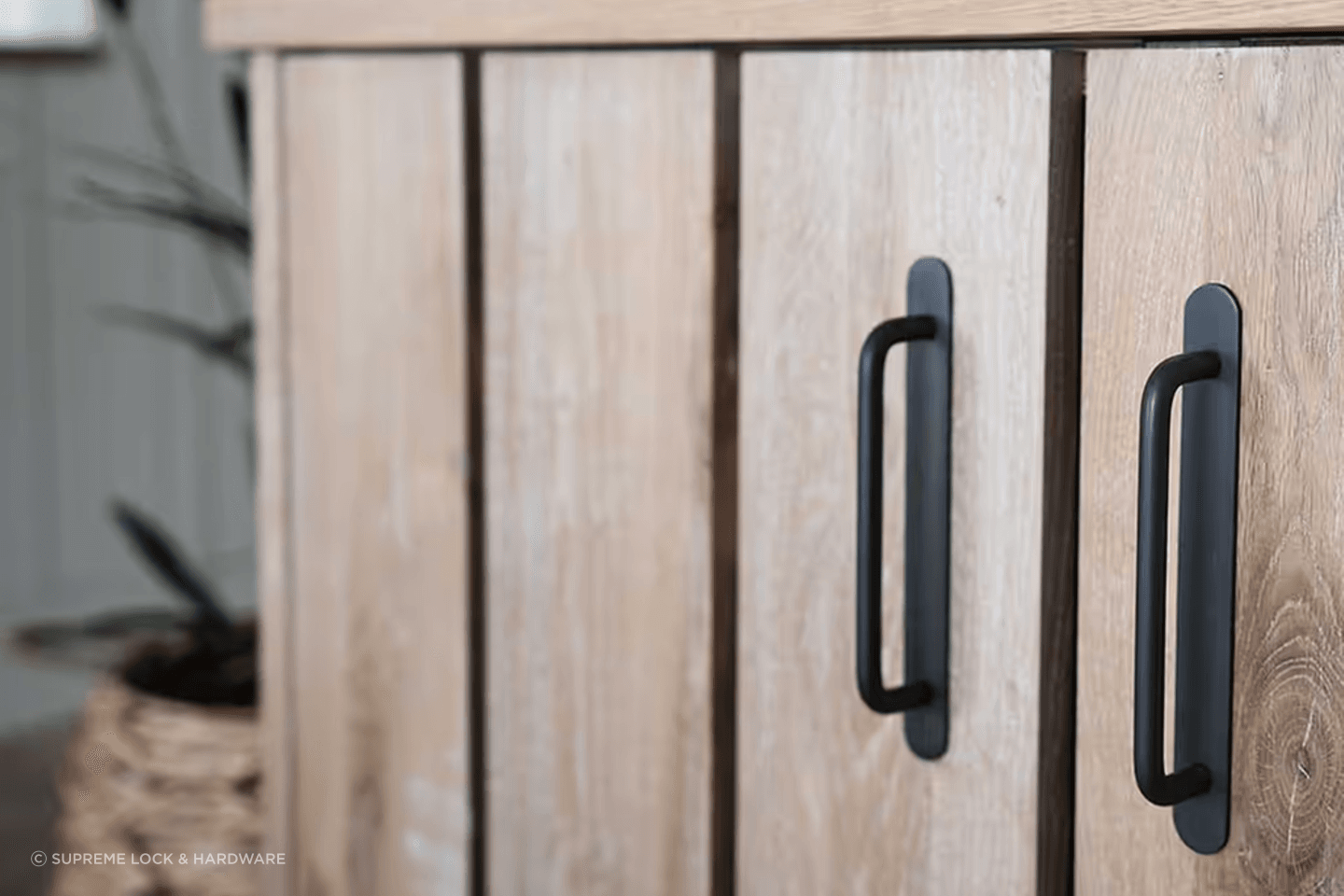 The Kilburn Handle can be easily retrofitted to existing door panels due to the handy backplate that covers holes.