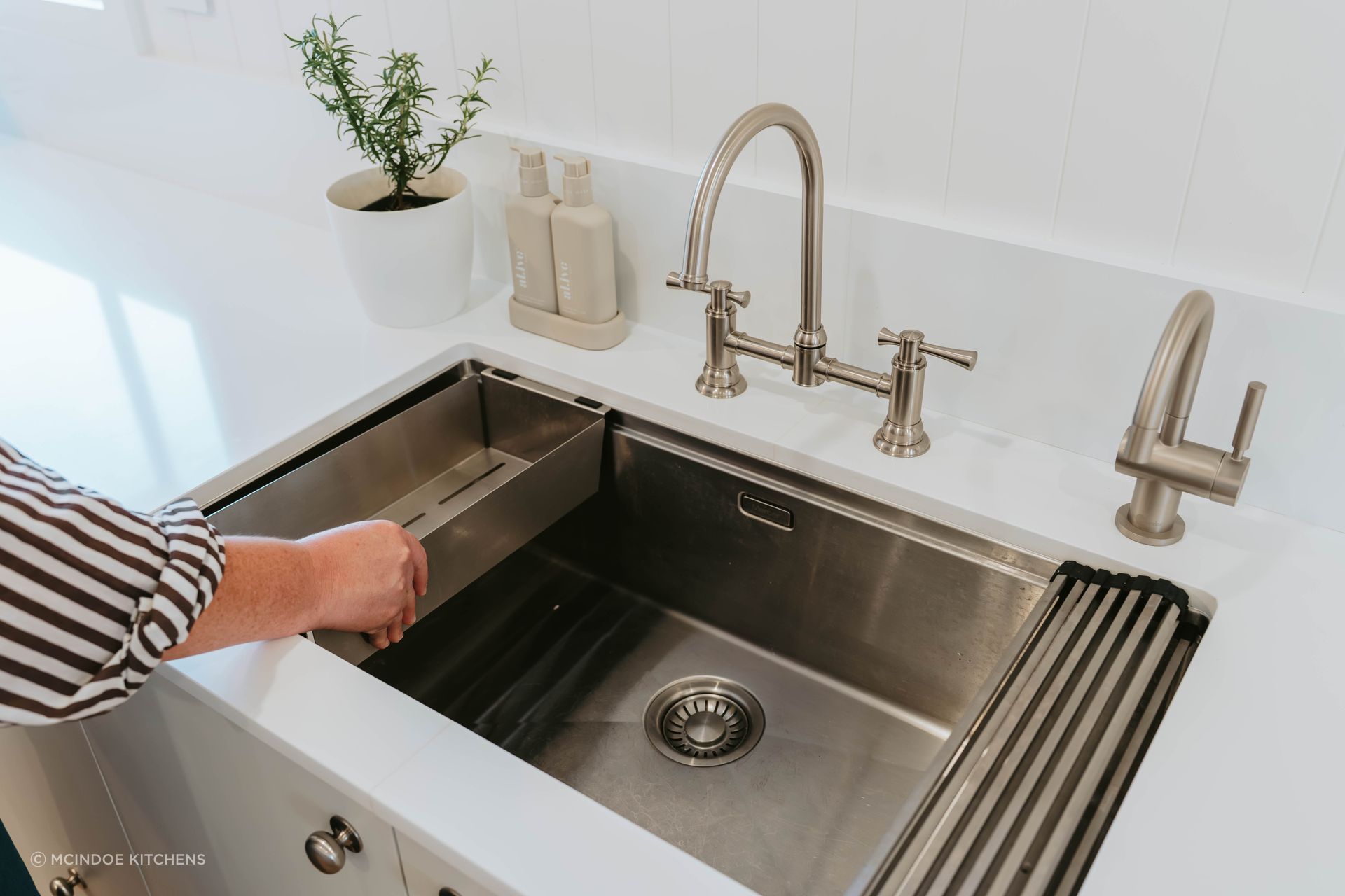 "You can chop everything and put it in the colander to rinse, all while you have something else soaking on the other side of the 20mm drop bridge separating the double bowl. It’s a really functional piece of kit for your kitchen."
