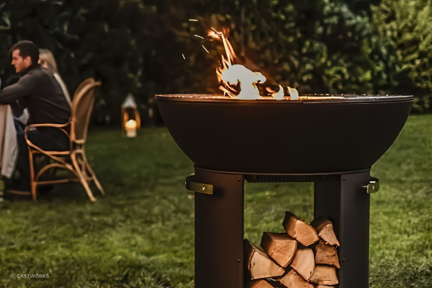 hergom-zenith-cast-iron-fire-pit.jpg