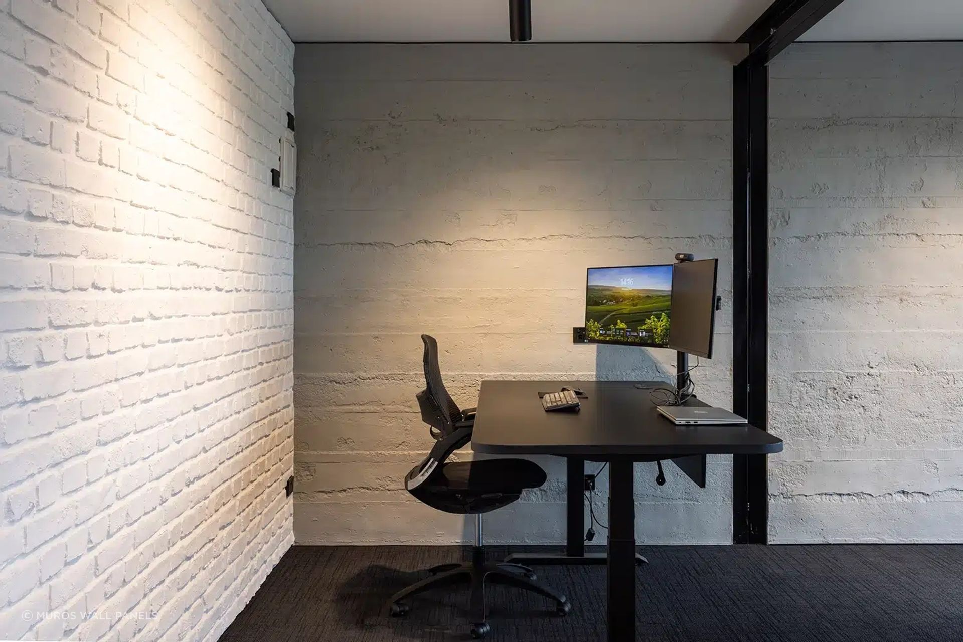 Industrial Sale/Leasing Offices (Muros White Loft Brick paired with Muros Grey Roughcast Concrete)