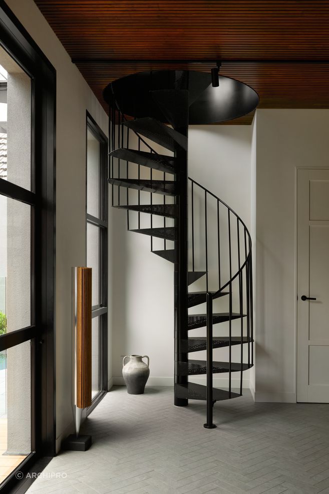 20241126Elwood-House-115-v2.jpg