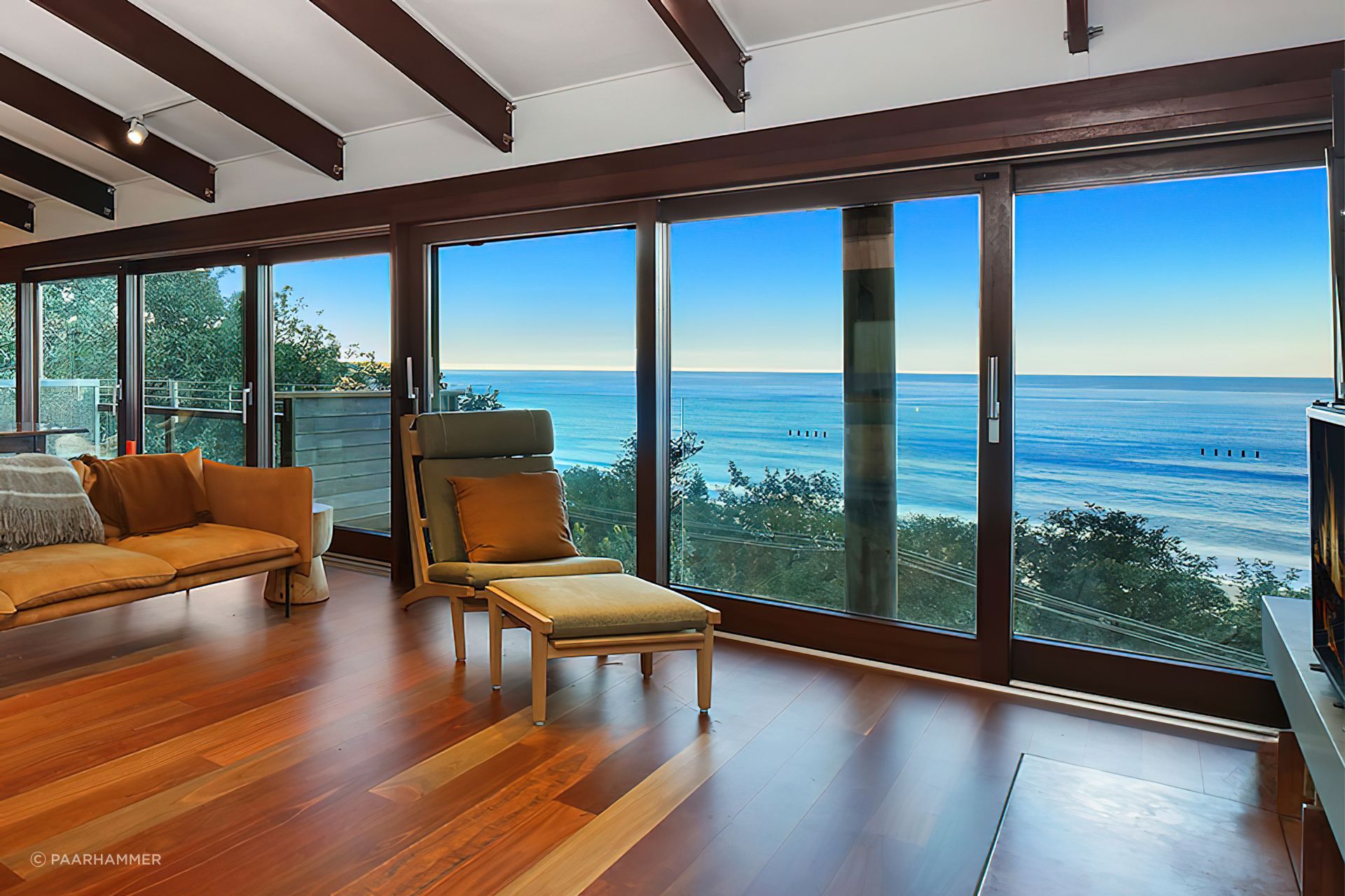 Chose-Windows-4-1.jpg
