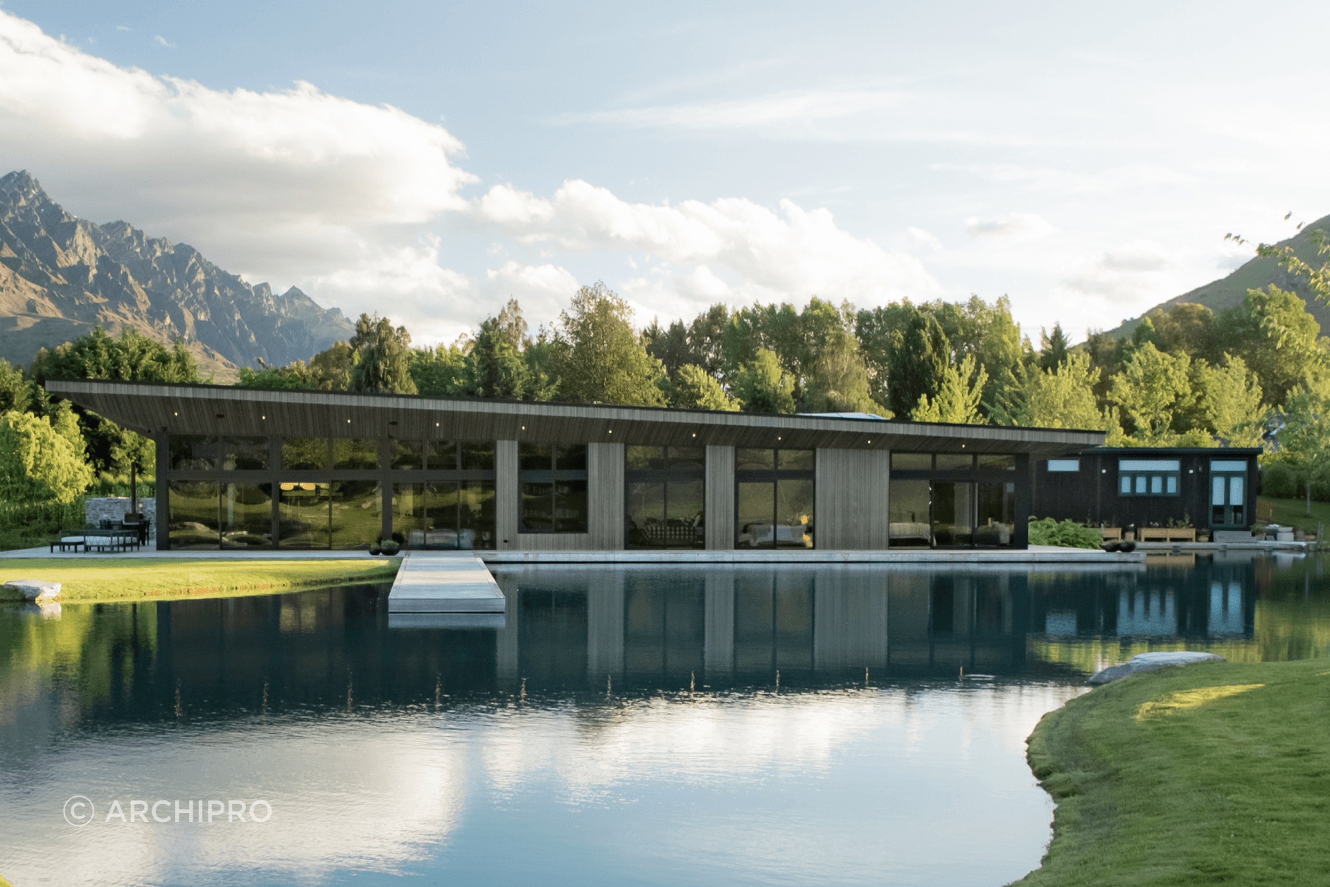 Wings Over Water by Kamermans Architects