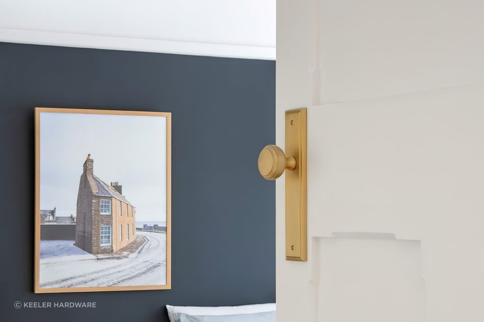 Knob door locks offer a simple, convenient locking system, and can operate as a keyed lock or a non-keyed lock depending on the need.