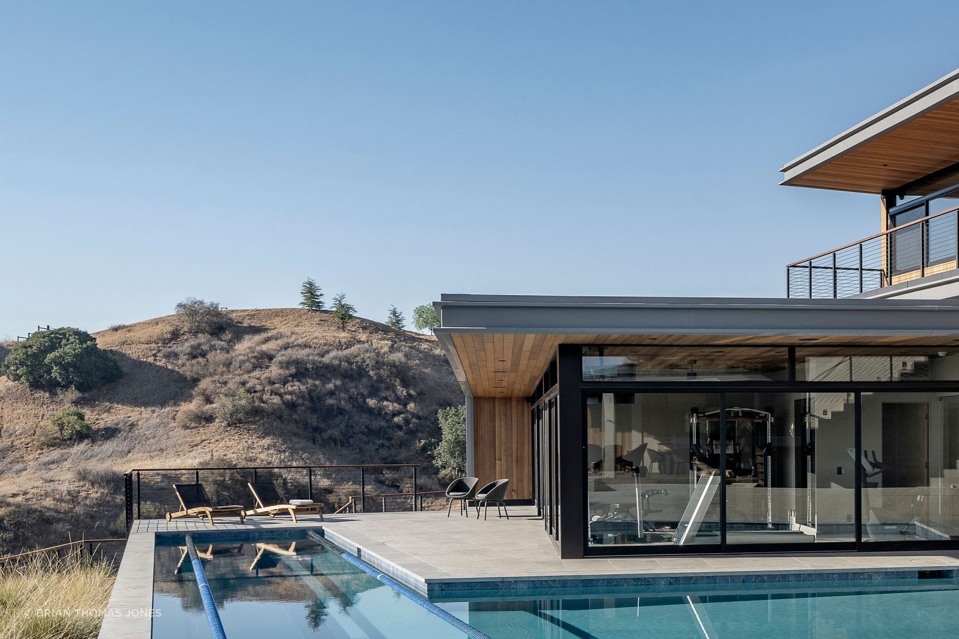 AO-HOUSEEXTERIOR-TERRACE07.jpg