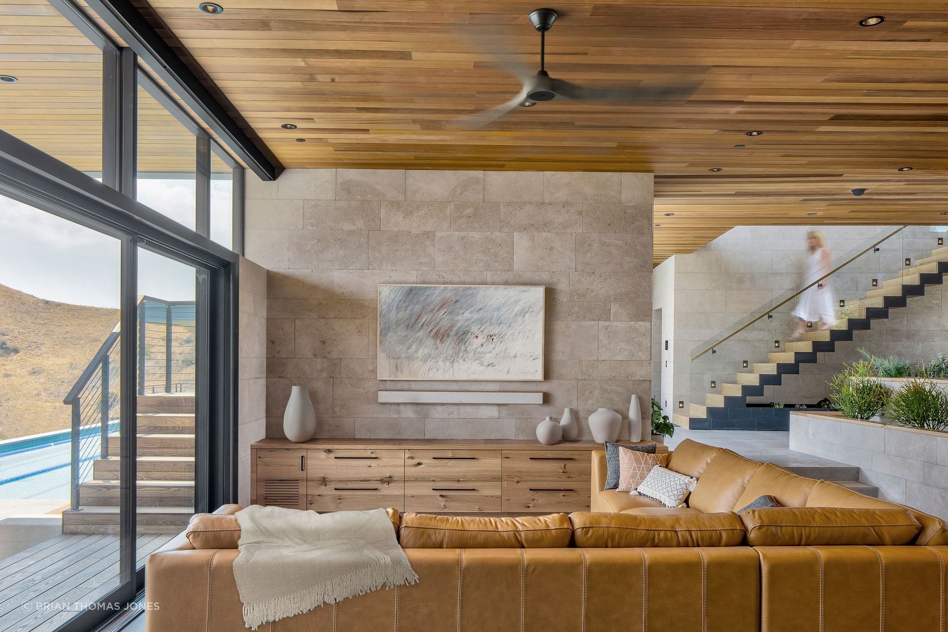 AO-HOUSEGREAT-ROOM02.jpg