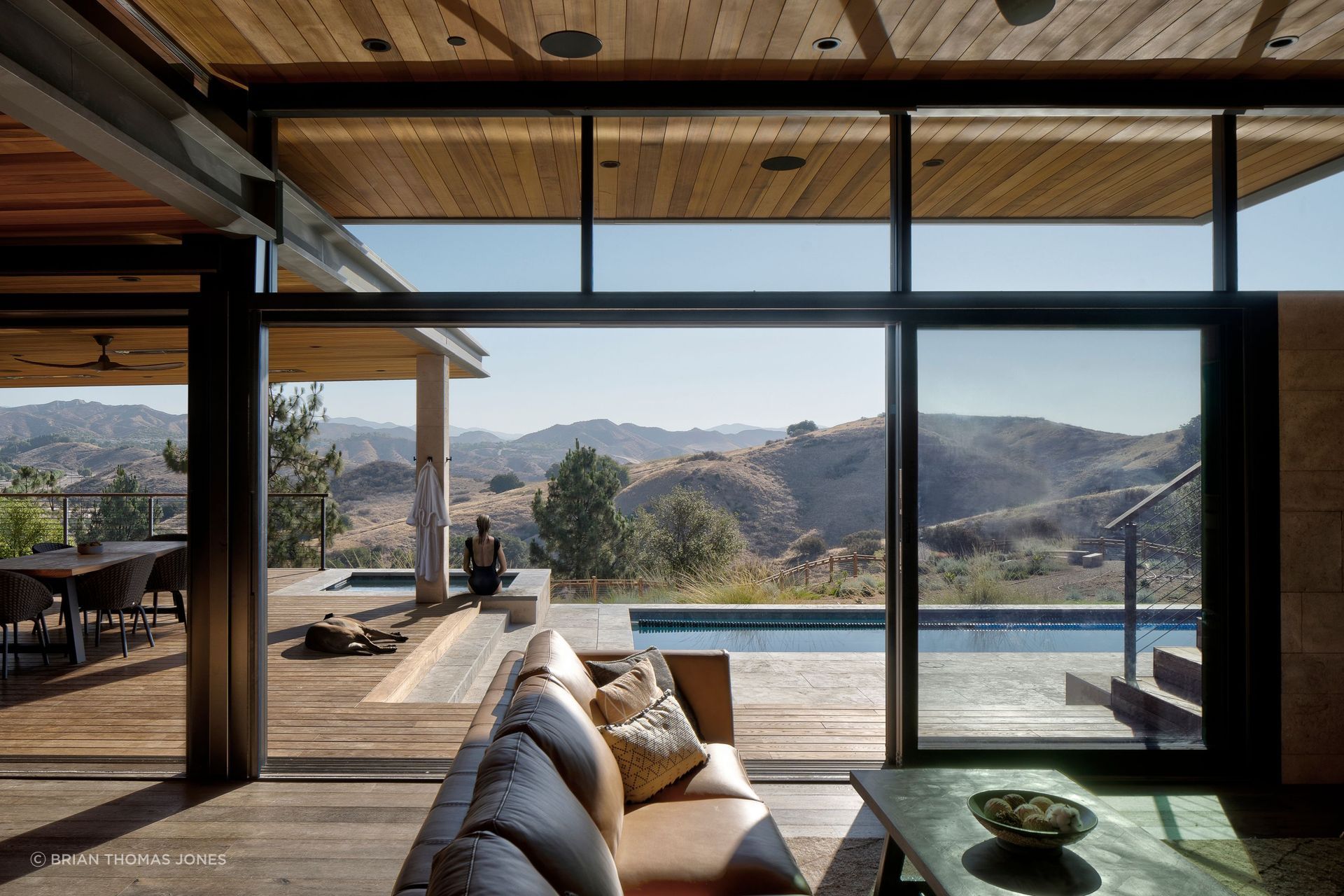 AO-HOUSEGREAT-ROOM04.jpg