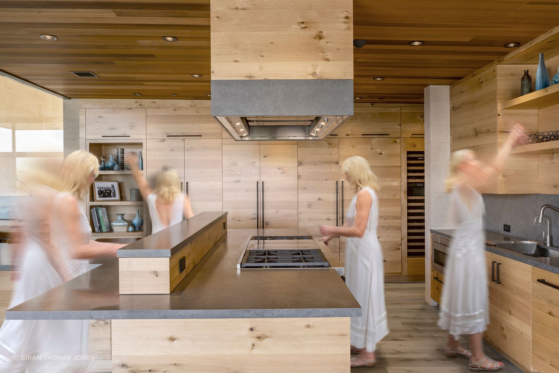 AO-HOUSEKITCHEN01.jpg
