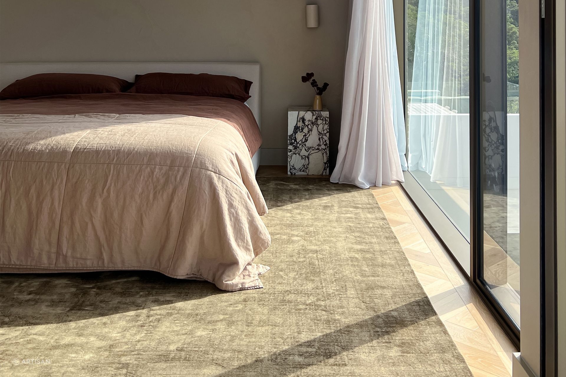 The muted greens of Portofino Moss are effortlessly calming.