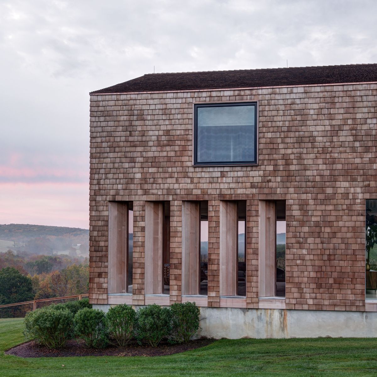 A Compound Grown From the Land's Own Architecture