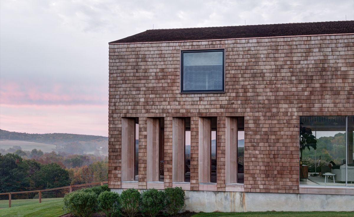 A Compound Grown From the Land's Own Architecture