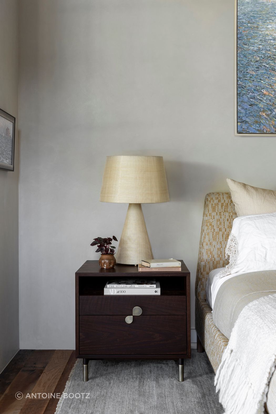 cravotta-interiors-west-austin-bedroom-detail-roll-hill-pinch-dimitri-austin-ap-compressed.jpg