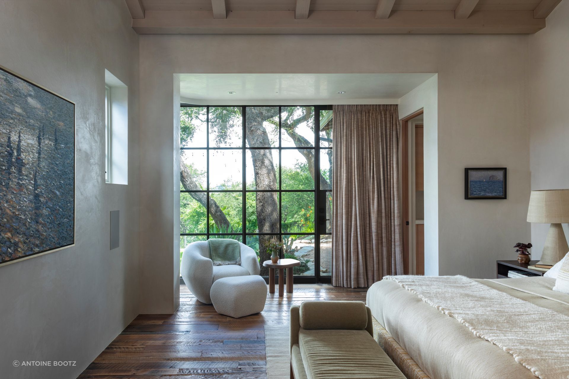cravotta-interiors-west-austin-primary-bedroom-pierre-yovanovitch-vaulted-beams-austin-ap-compressed.jpg