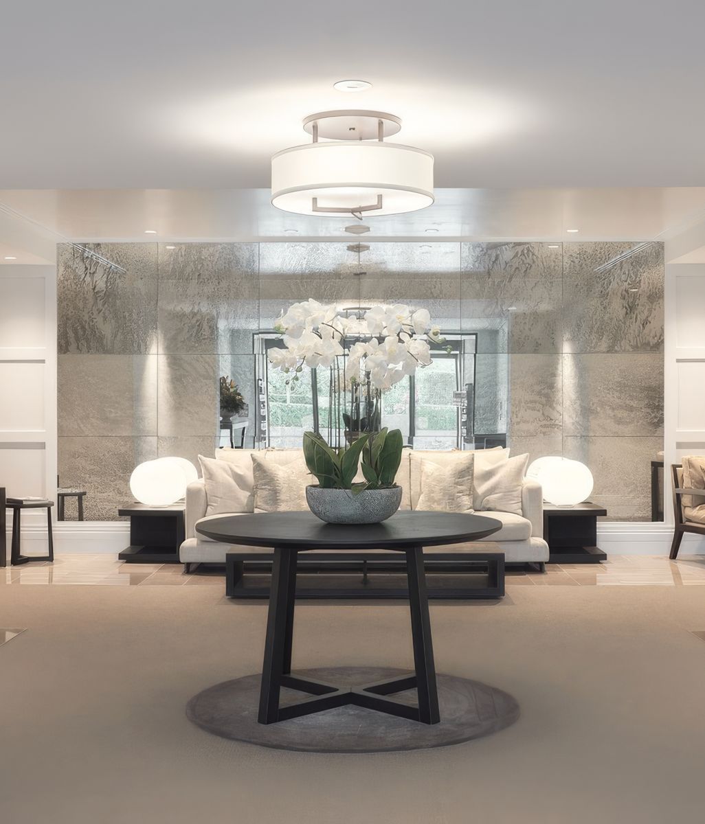 The Timeless Appeal of Antique Mirror: Never Out of Style