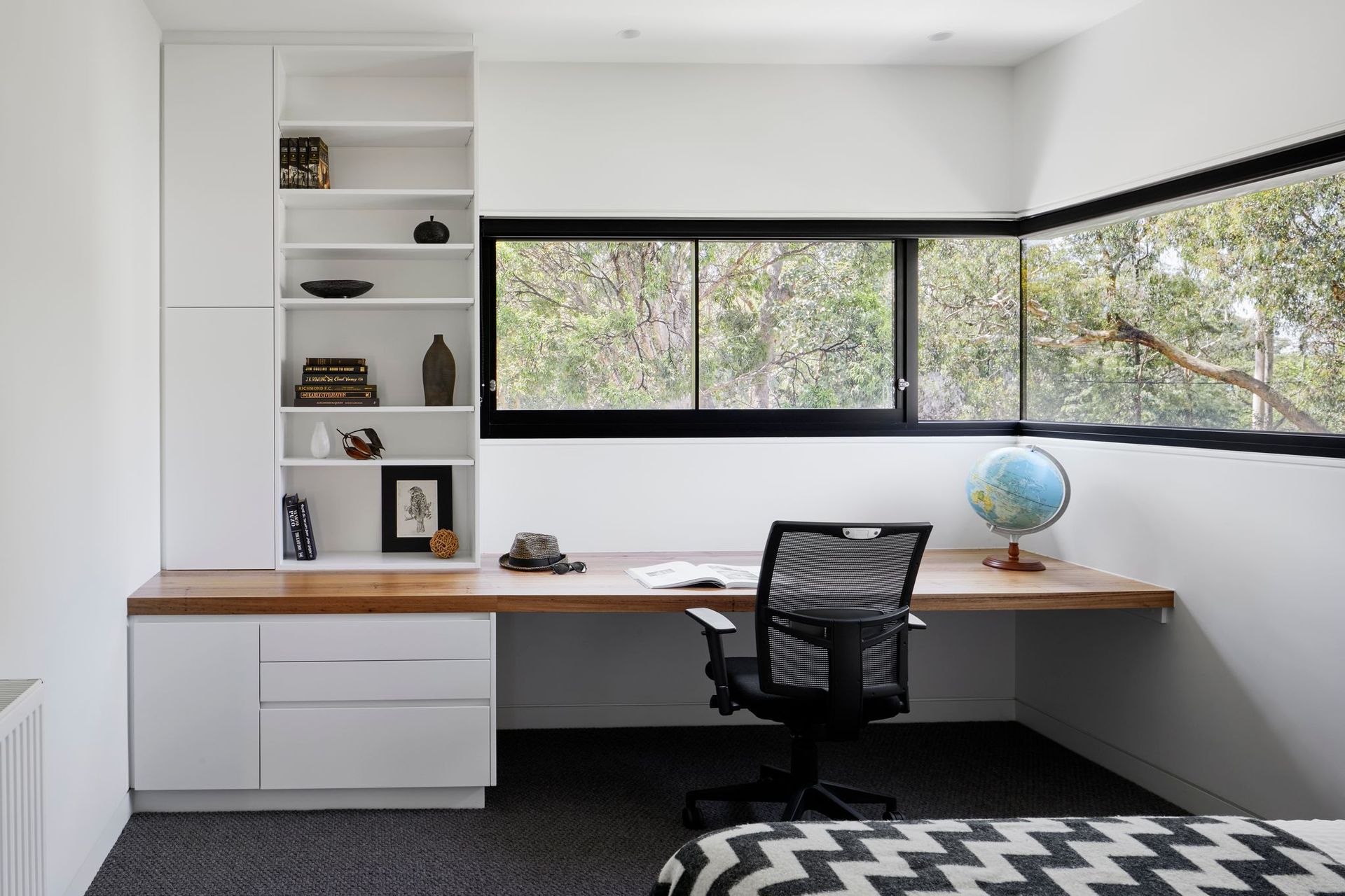 Laurel Grove by Kirsten Johnstone Architecture | Photography by Tatjana Plitt