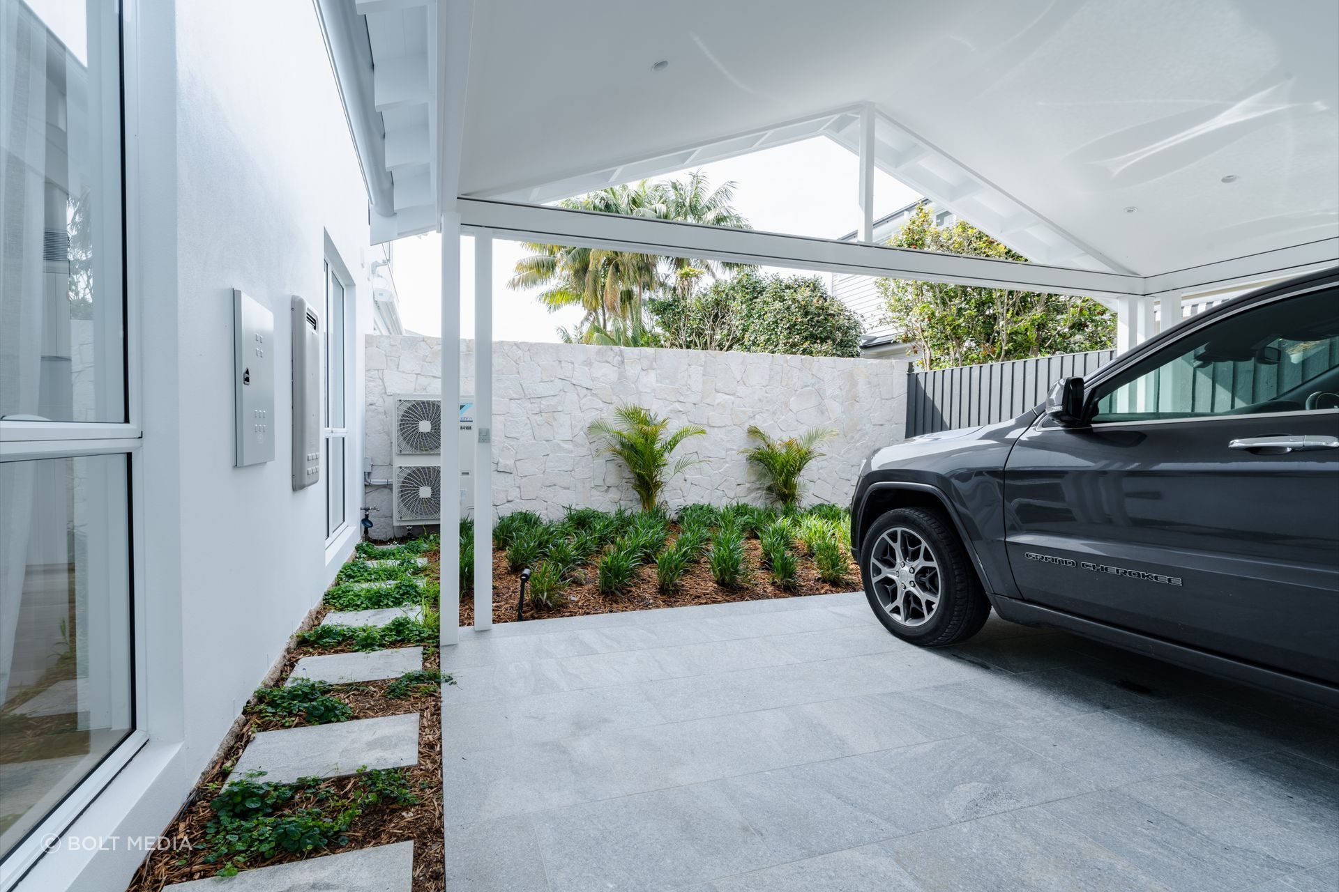 2-Ocean-Grey-Granite-Freshwater-Residence-2-ap-compressed.jpg