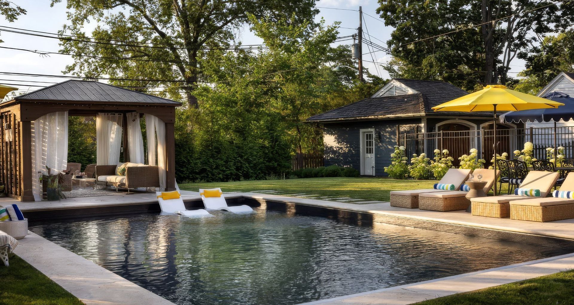 At AHD&Co, we are architects, space planners, and interior designers helping clients realize their dream homes in new builds, renovations, and remodels.