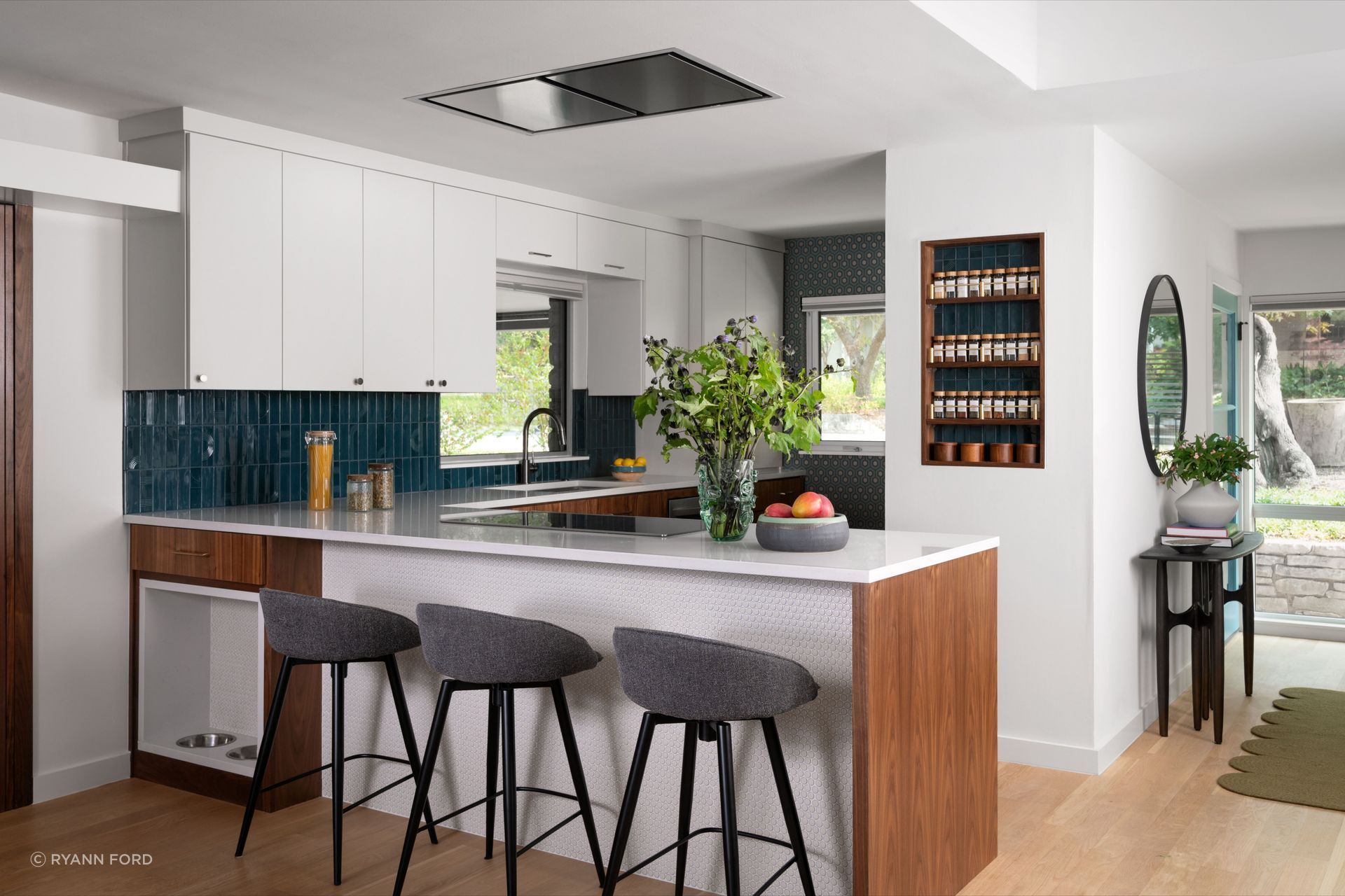 7Shoal-Creek-ResidenceFordKitchen-No-Dogs-ap-compressed.jpg