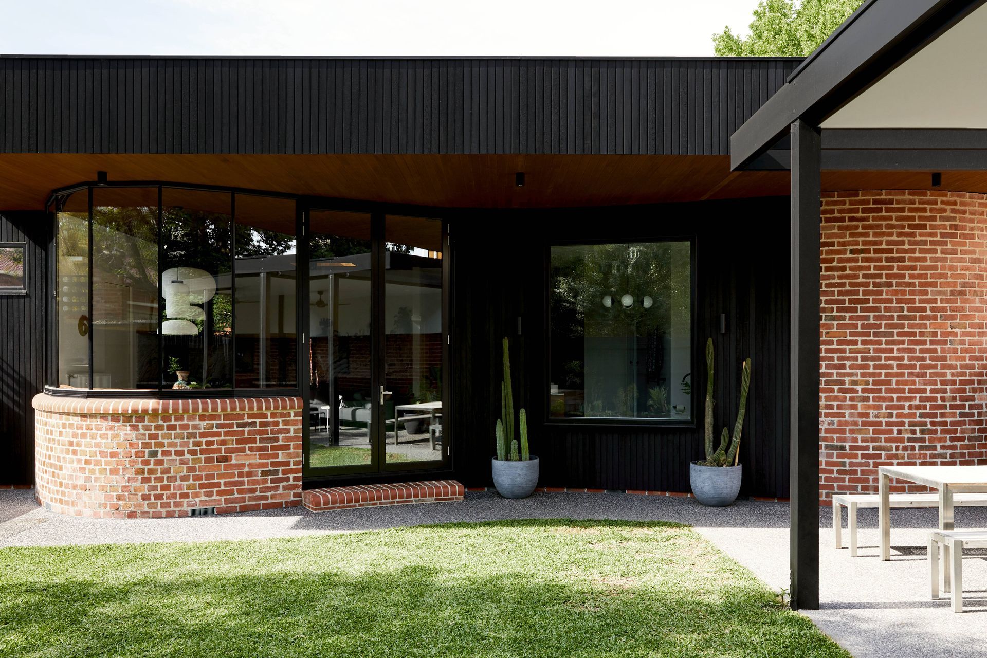 Balaclava Residence by AV-ID | Photography by Peter Marko