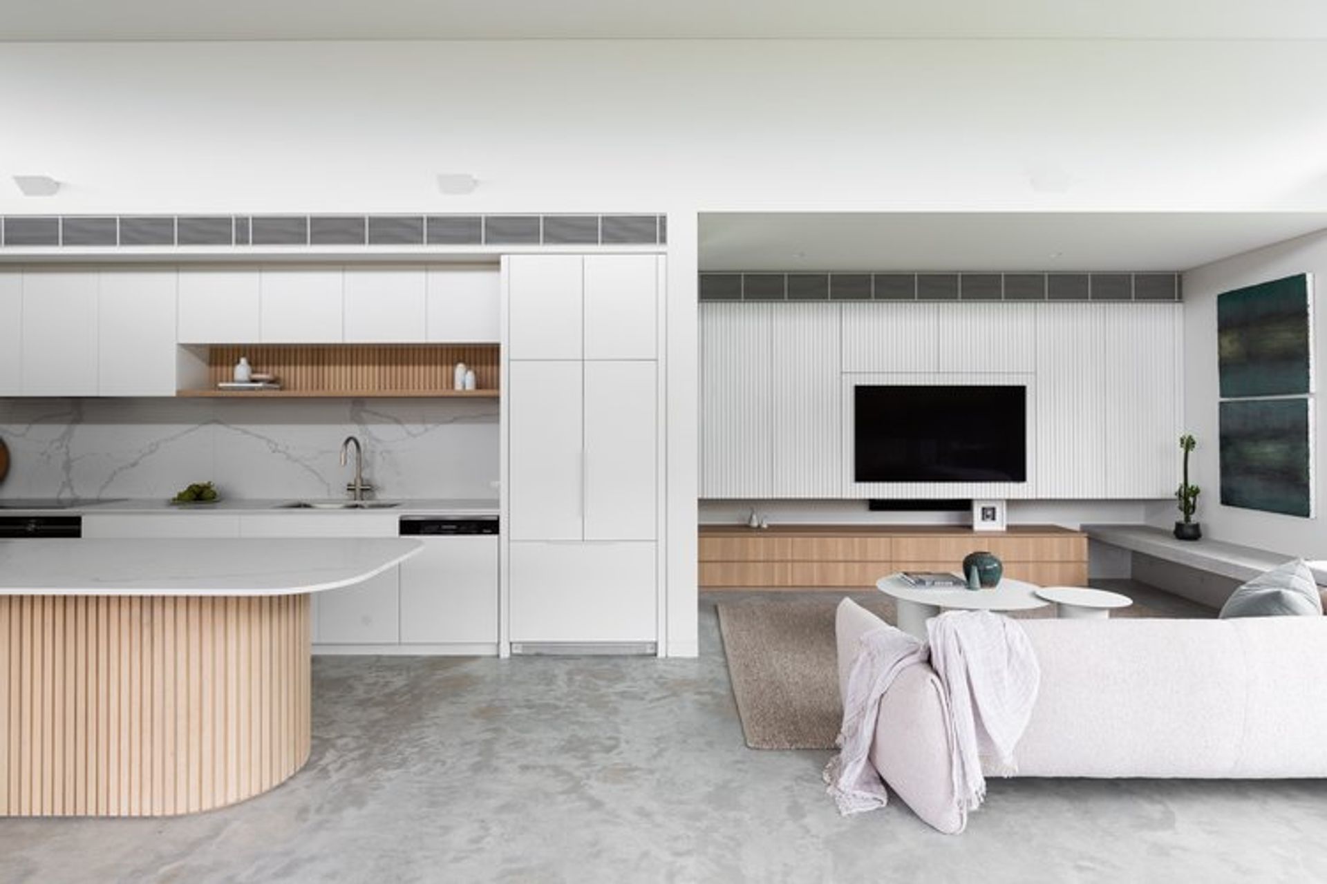 Coogee Residence by Smyth &amp; Smyth | Photography by Simon Whitbread