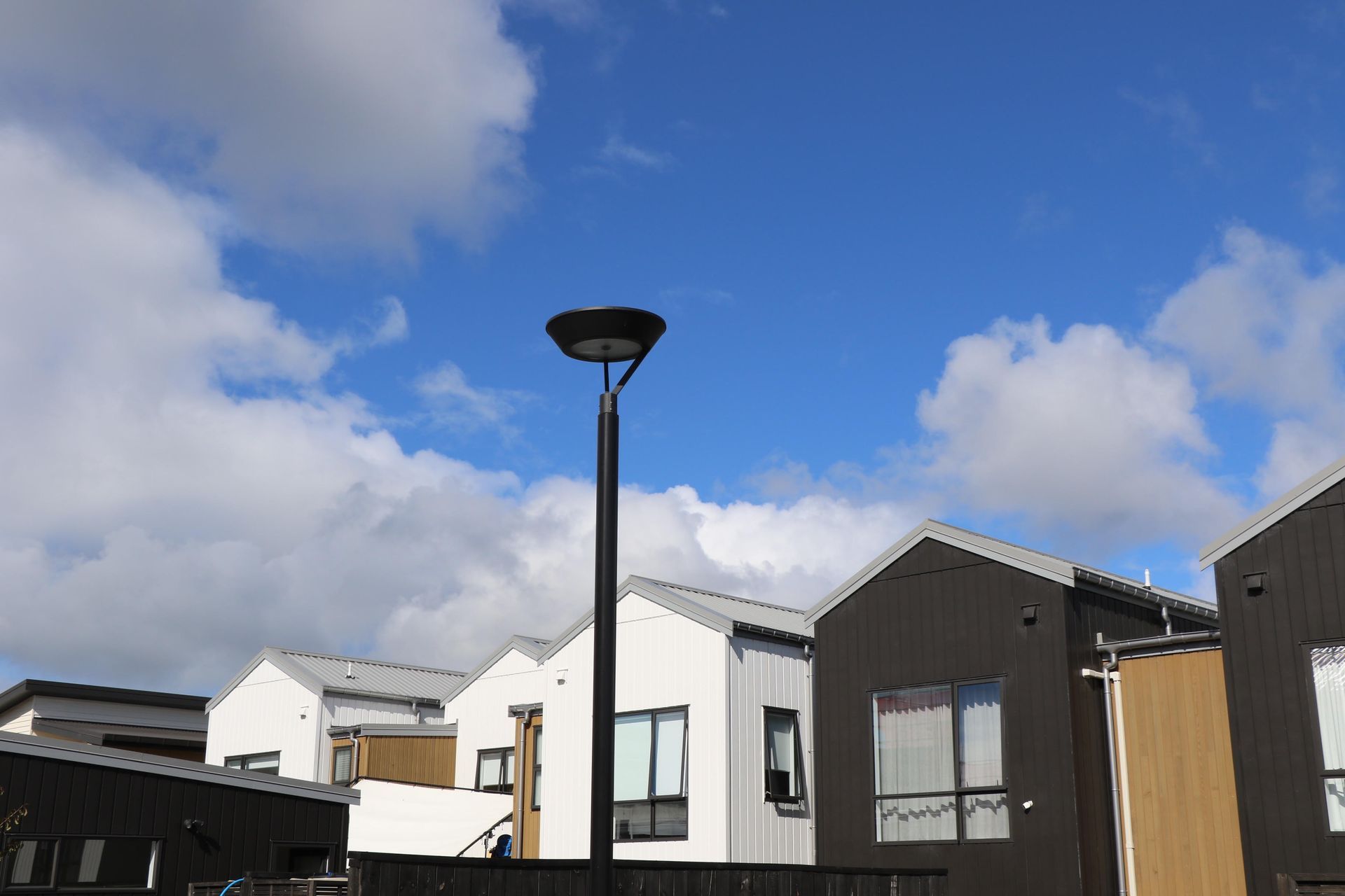 Sentry-Solar-Pole-Top-008V-Roadway-1.jpg