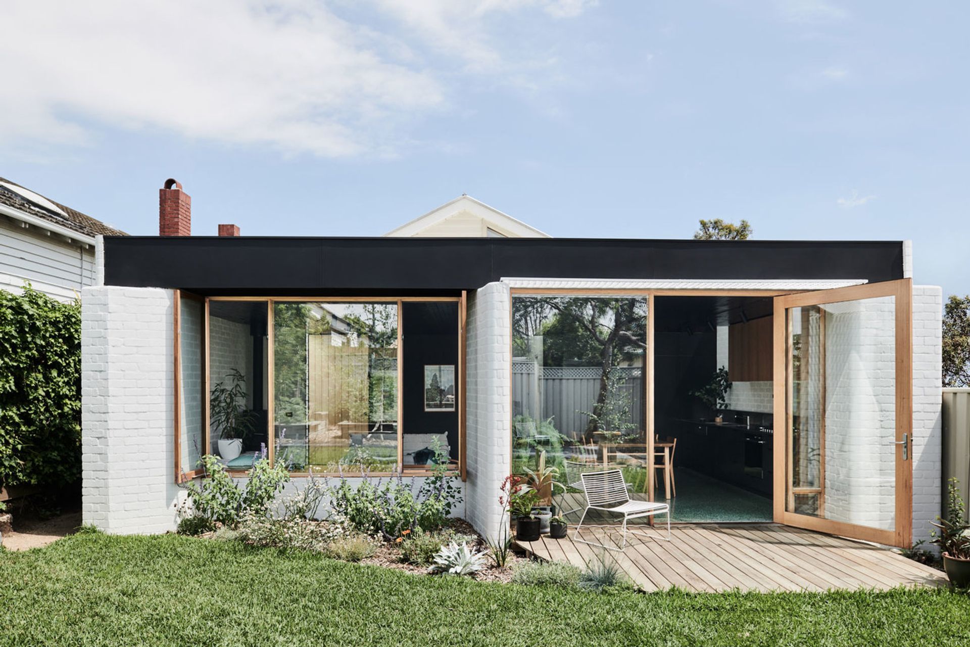 Brunswick West House by Taylor Knights | Photography by Tom Blachford