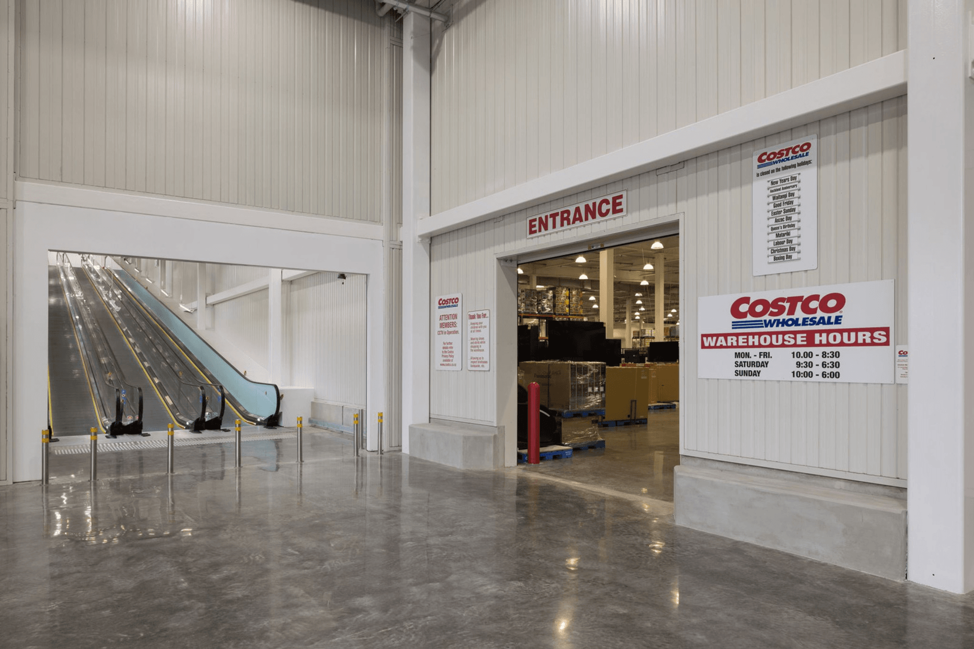 The exterior stairs also received the Total Tactilez treatment with the installation of stair nosing’s and yellow polyurethane tactiles to aid visually impaired users.