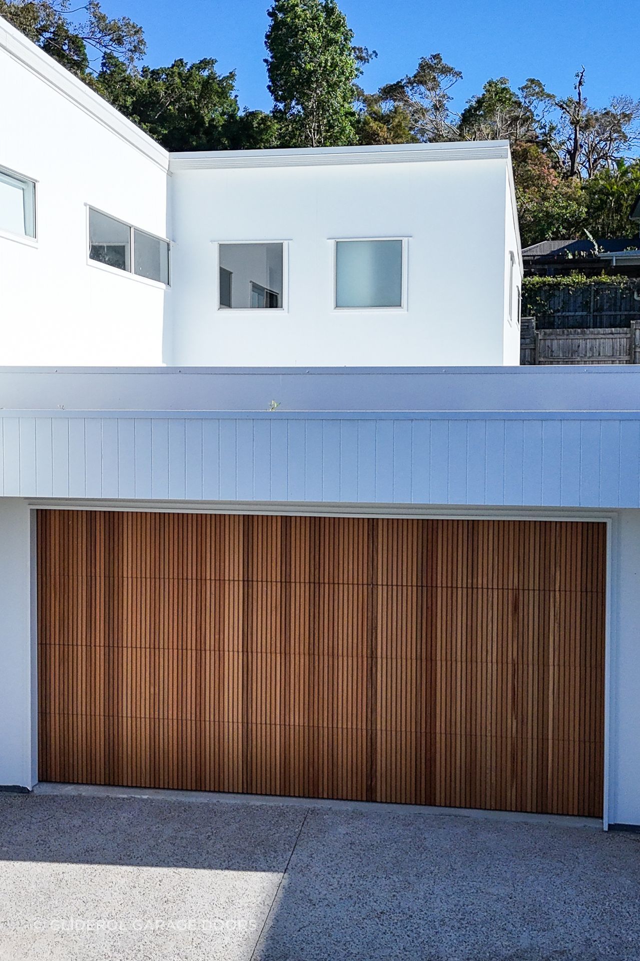 Vertical cedar wood, provided raw and sealed