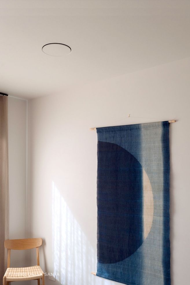 The Shadowline Diffuser AC Round sit discreetly on the bedroom ceilings at Ember.