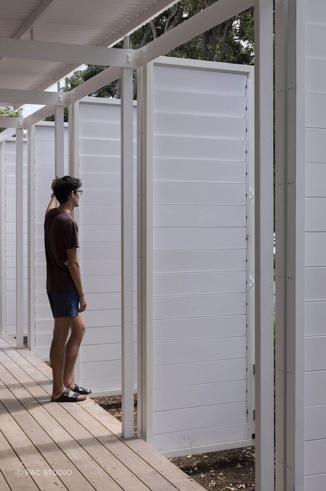 The external wall becomes a kinetic skin with louvre slots and shutter openings, allowing for manual adjustment of light, heat, and ventilation to suit the climate, view, and atmosphere.