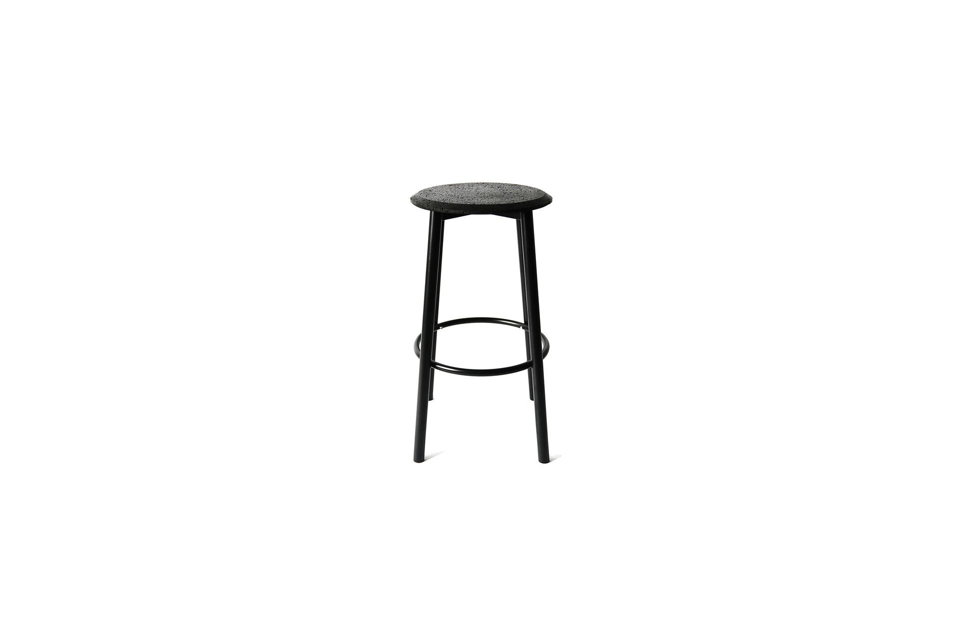 Buzao 'Calm' bar stool by Remodern