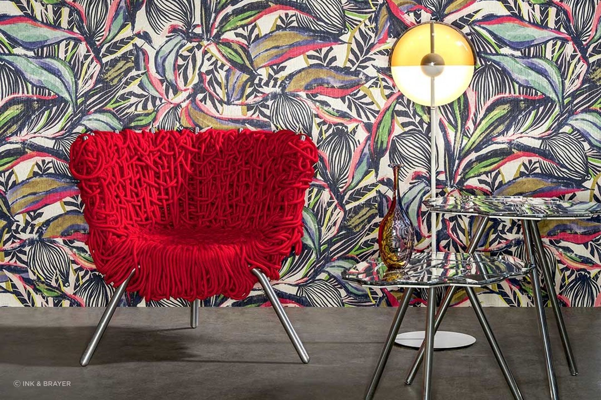 This colourful, tropical drawing from the Arte Décors &amp; Panoramiques Collection is inspired by the Chinese lantern plant (Physalis)