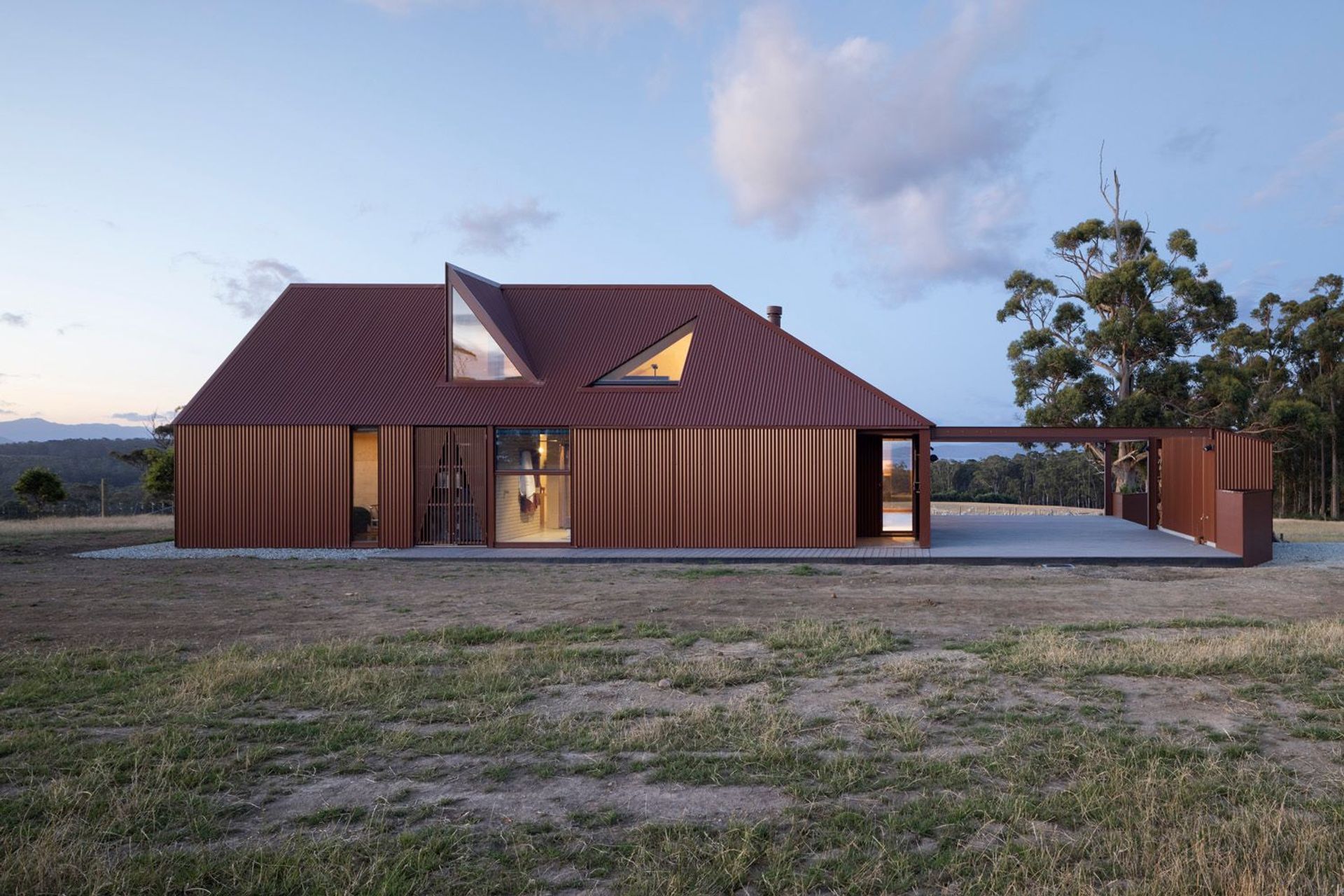 Coopworth, Tasmania by FMD Architects | Photography by Dianna Snape