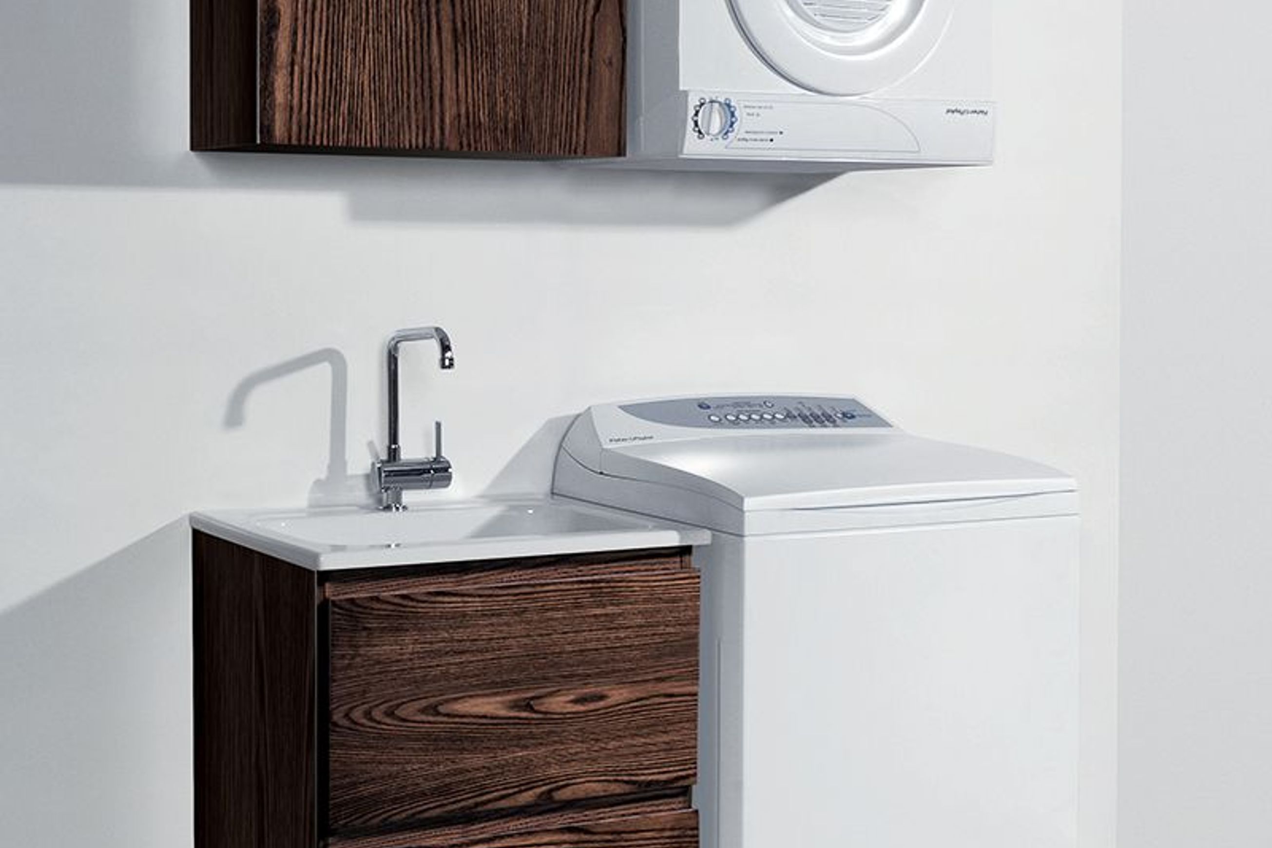 600 Laundry Cabinet