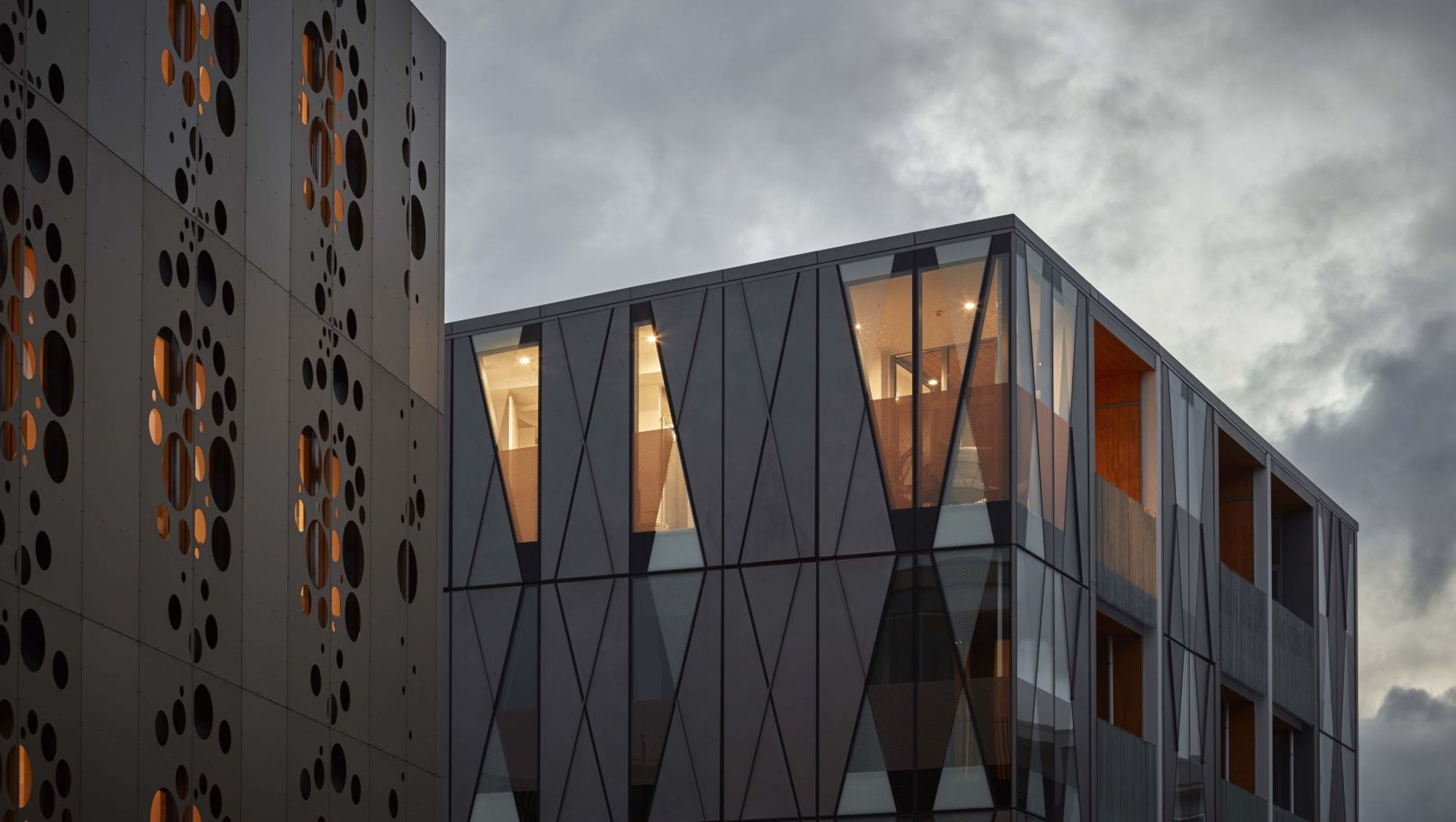 Aria Apartments