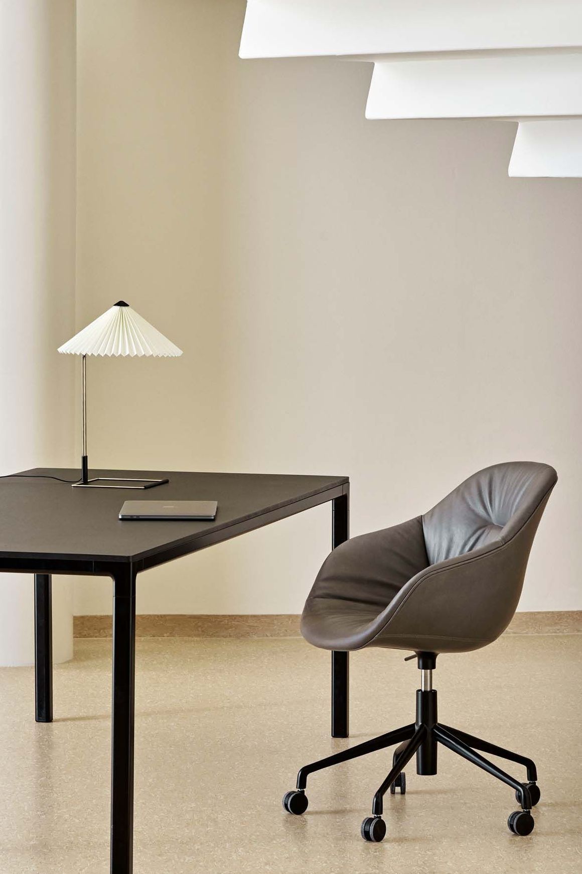 About A Chair AAC153 Soft by HAY