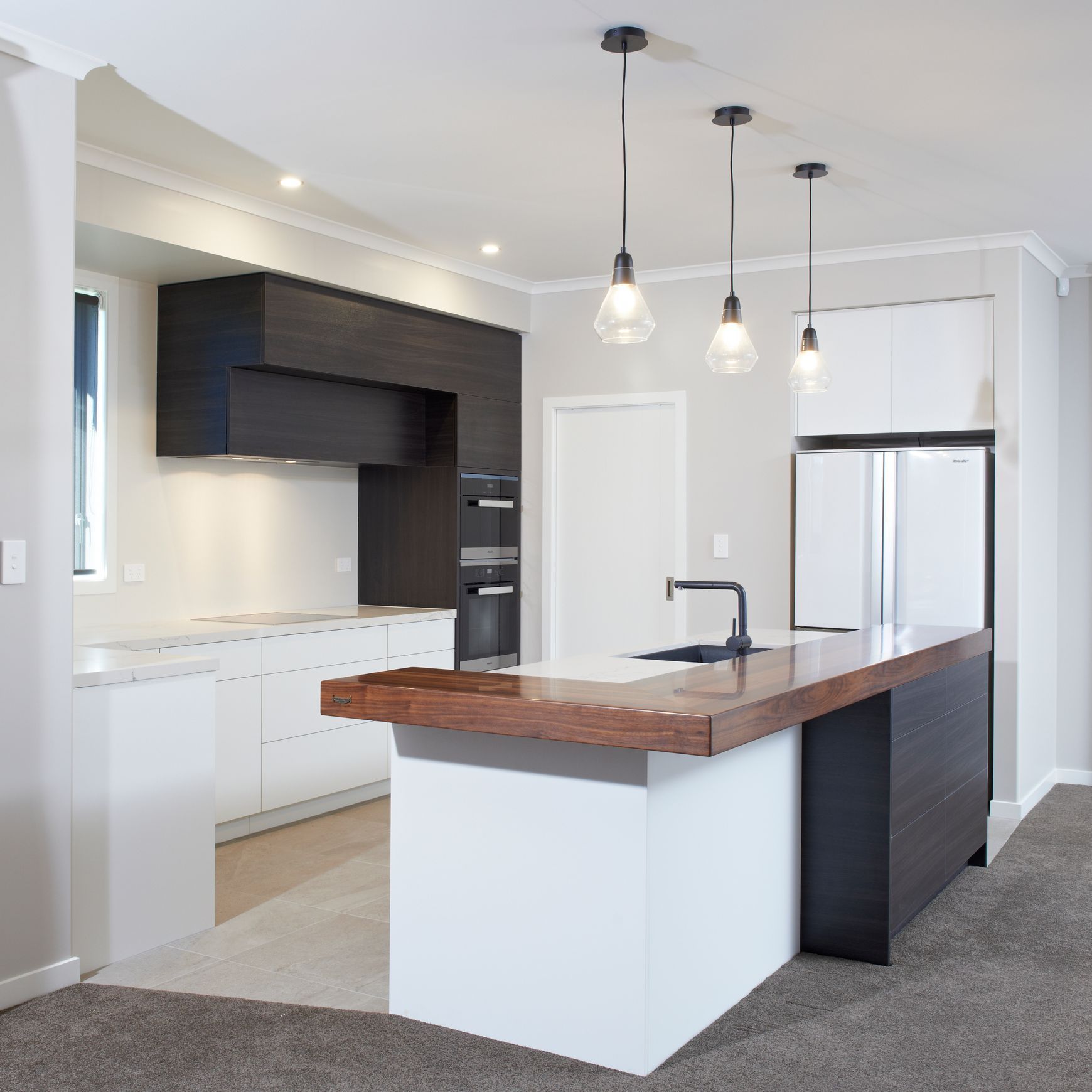 American Walnut Benchtop
