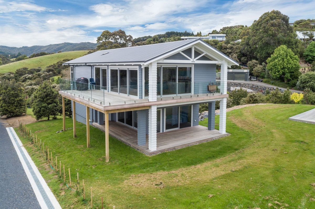 Langs Beach, Northland- Luxury / Beach House / Outdoor Living / New Builds  by Cogan Custom Homes