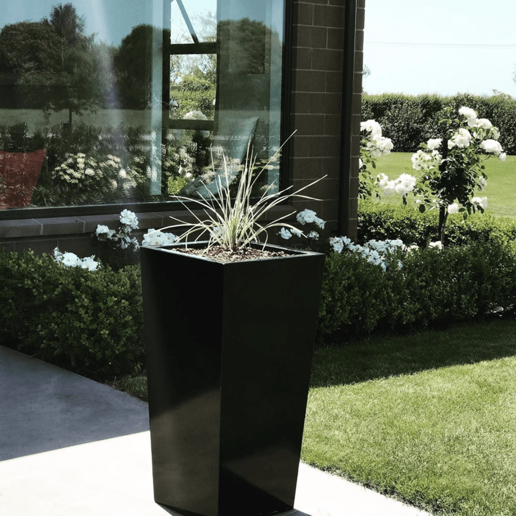 Black Powder Coated Tapered Column Planter 