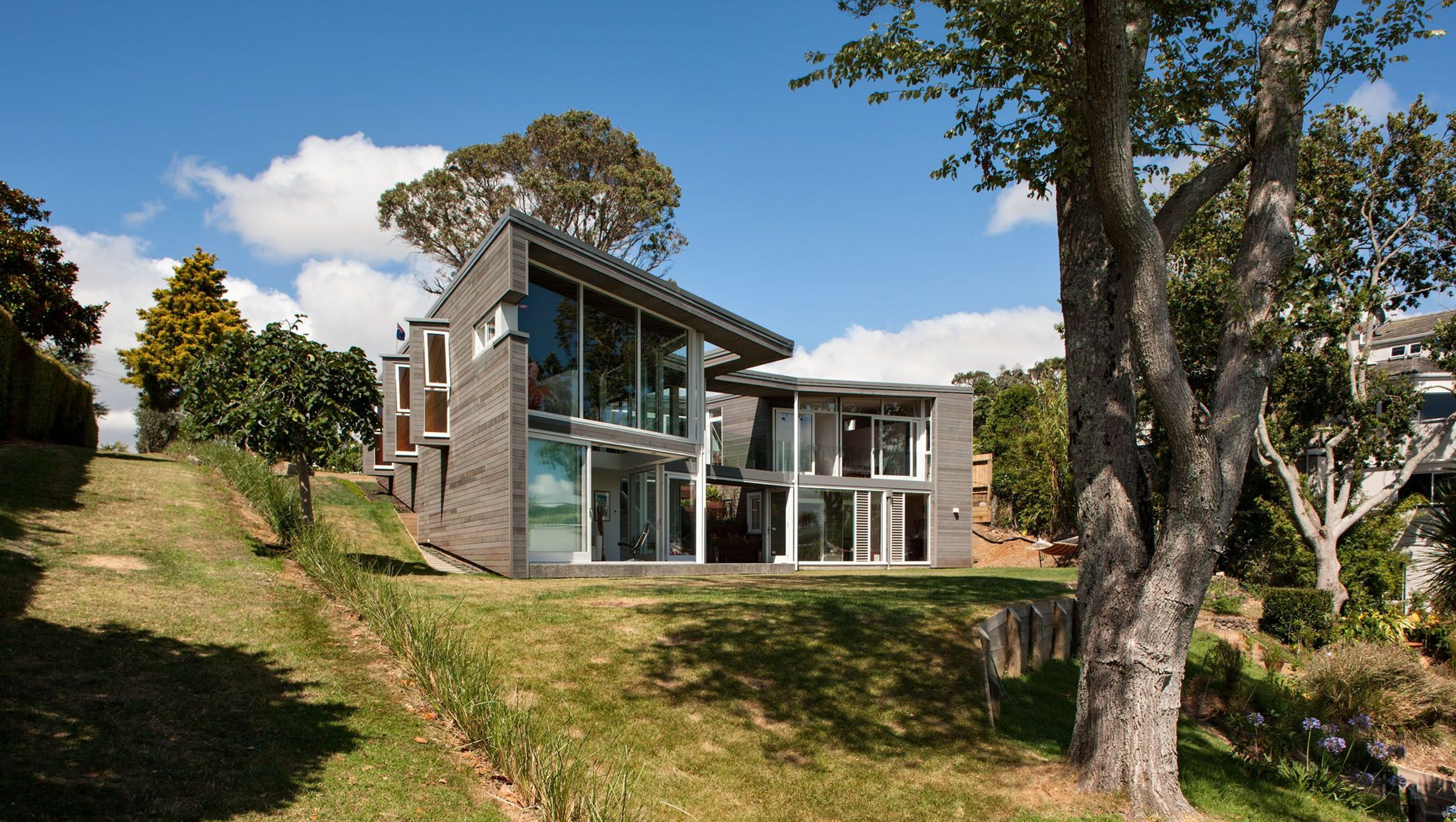 Bleakhouse Road Home